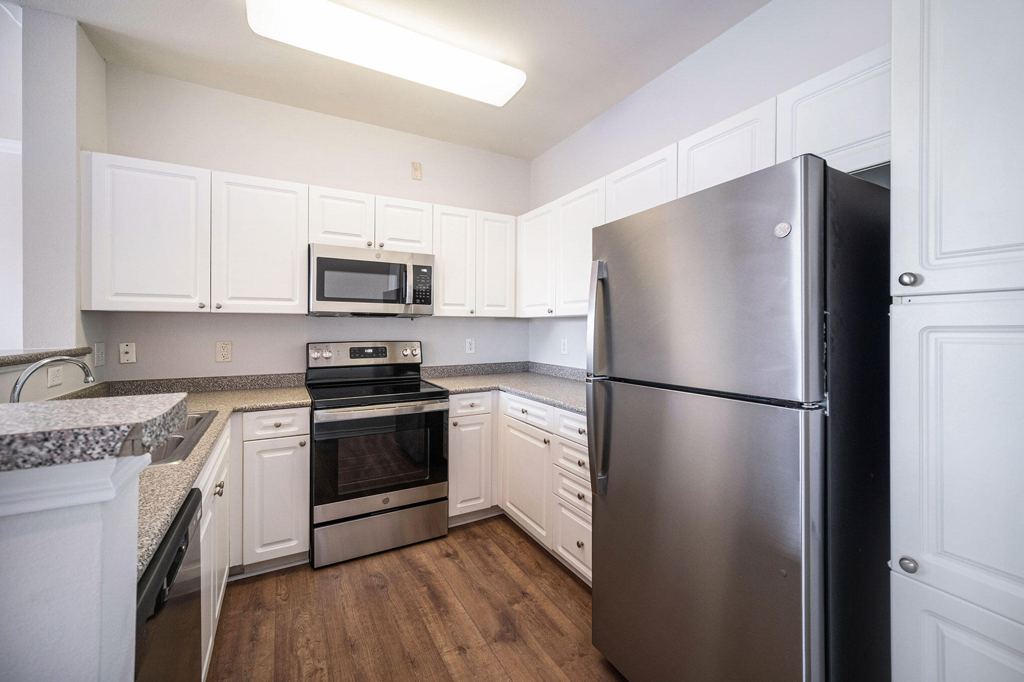 130 River Landing Drive Unit: 2314