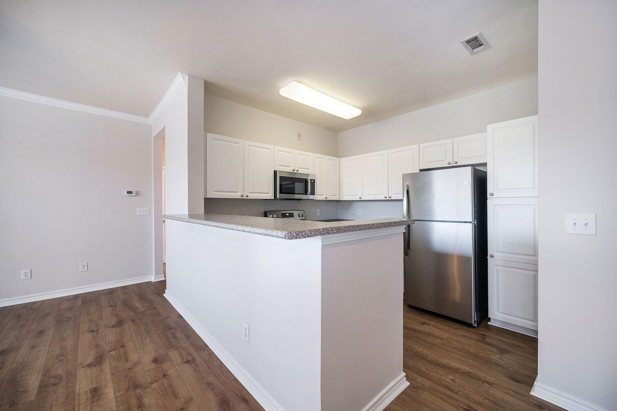 130 River Landing Drive Unit: 2314