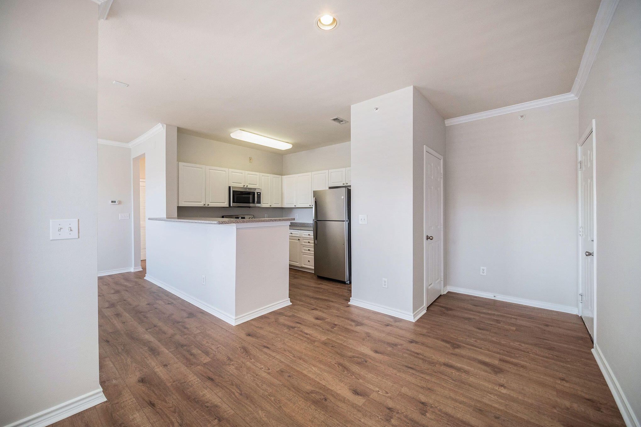 130 River Landing Drive Unit: 2314