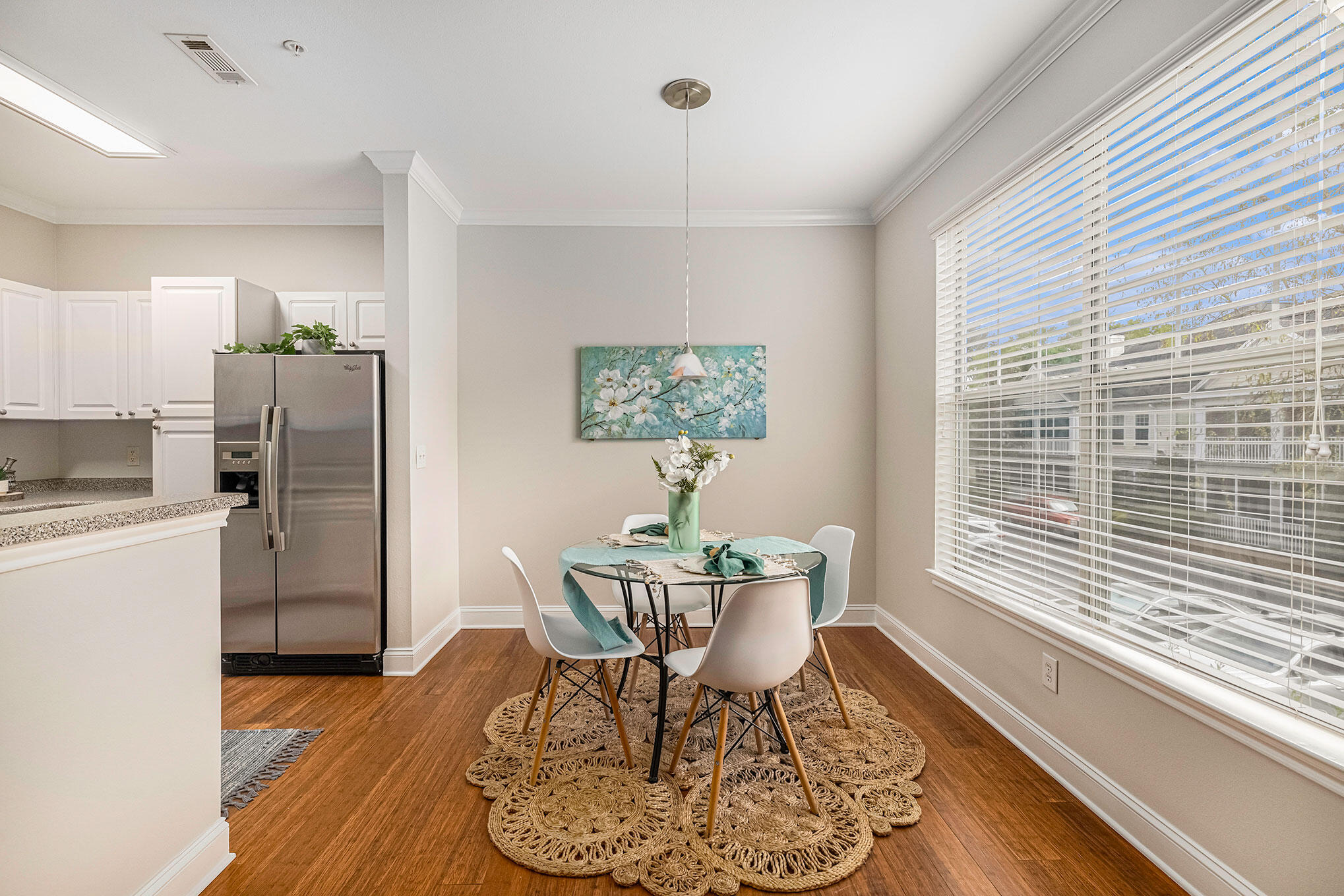 130 River Landing Drive Unit: 5206