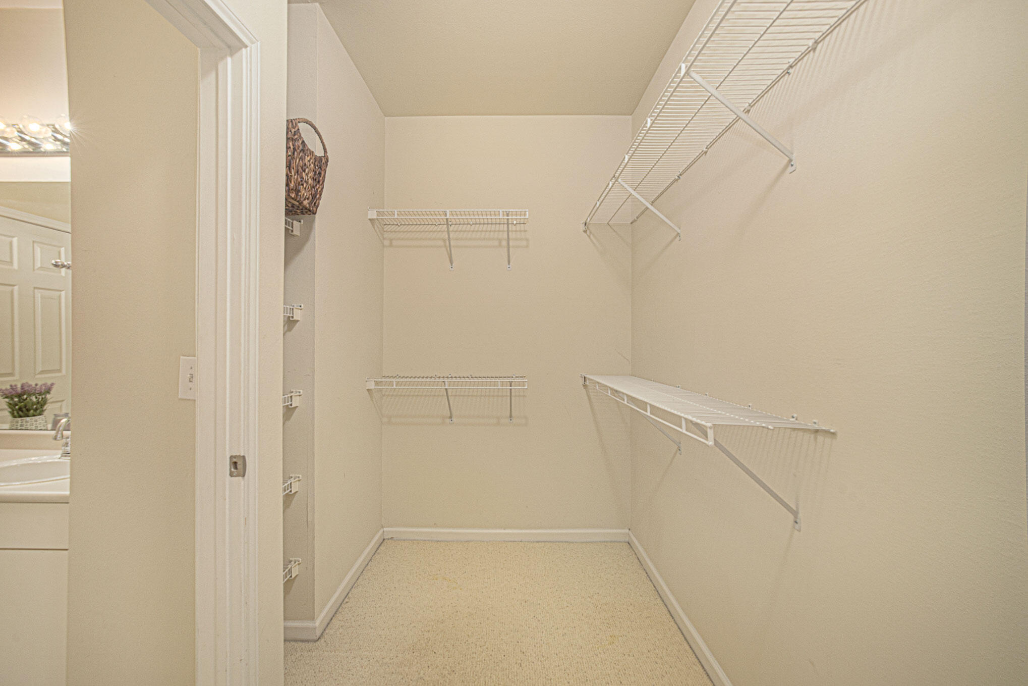 130 River Landing Drive Unit: 5206