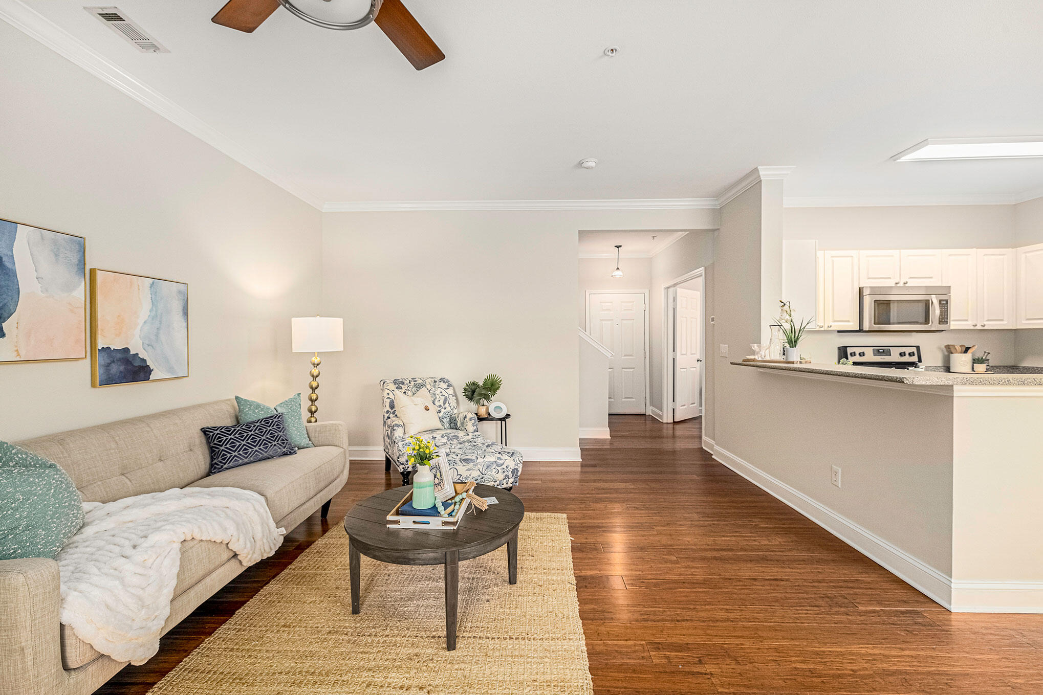 130 River Landing Drive Unit: 5206