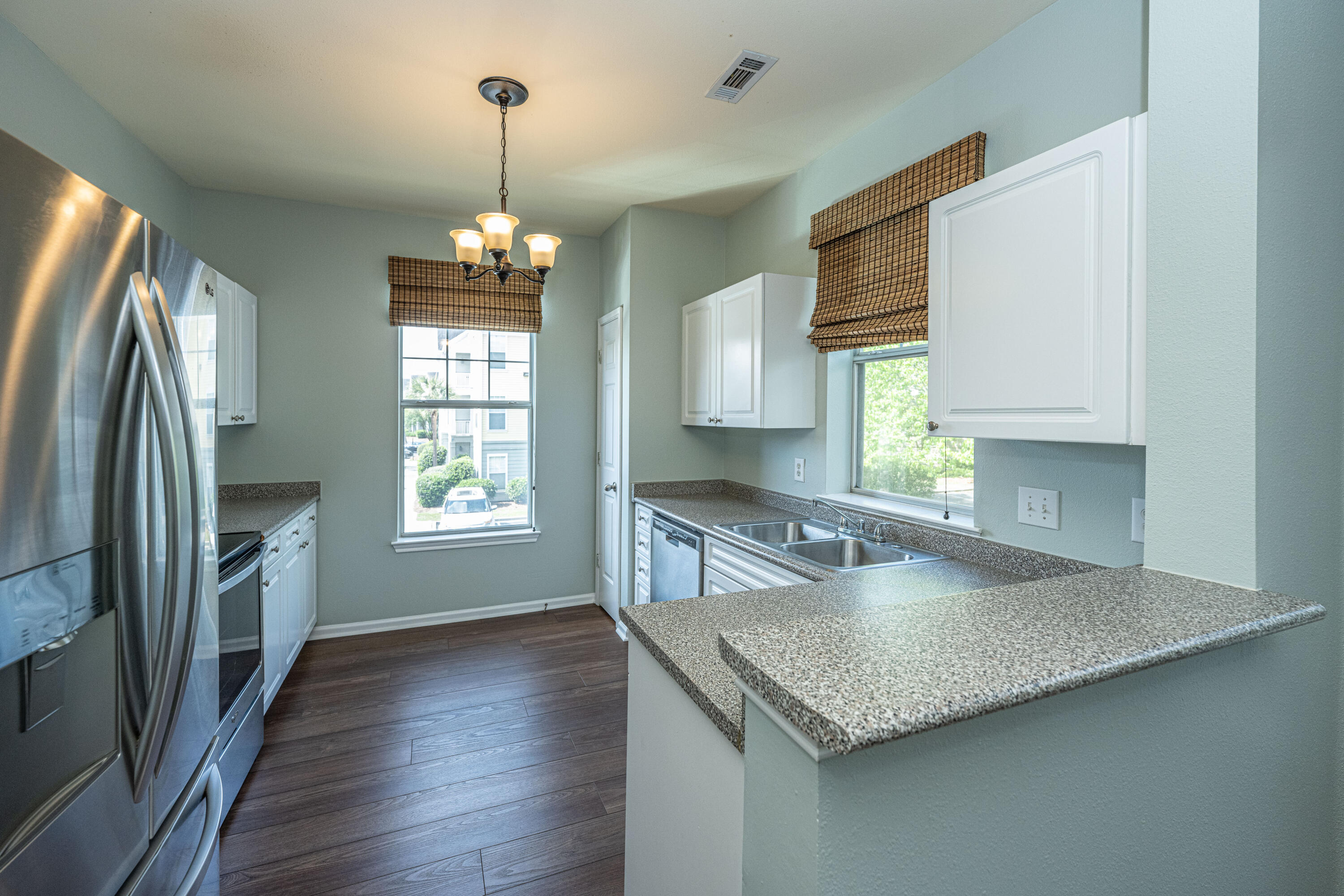 130 River Landing Drive Unit: 8210