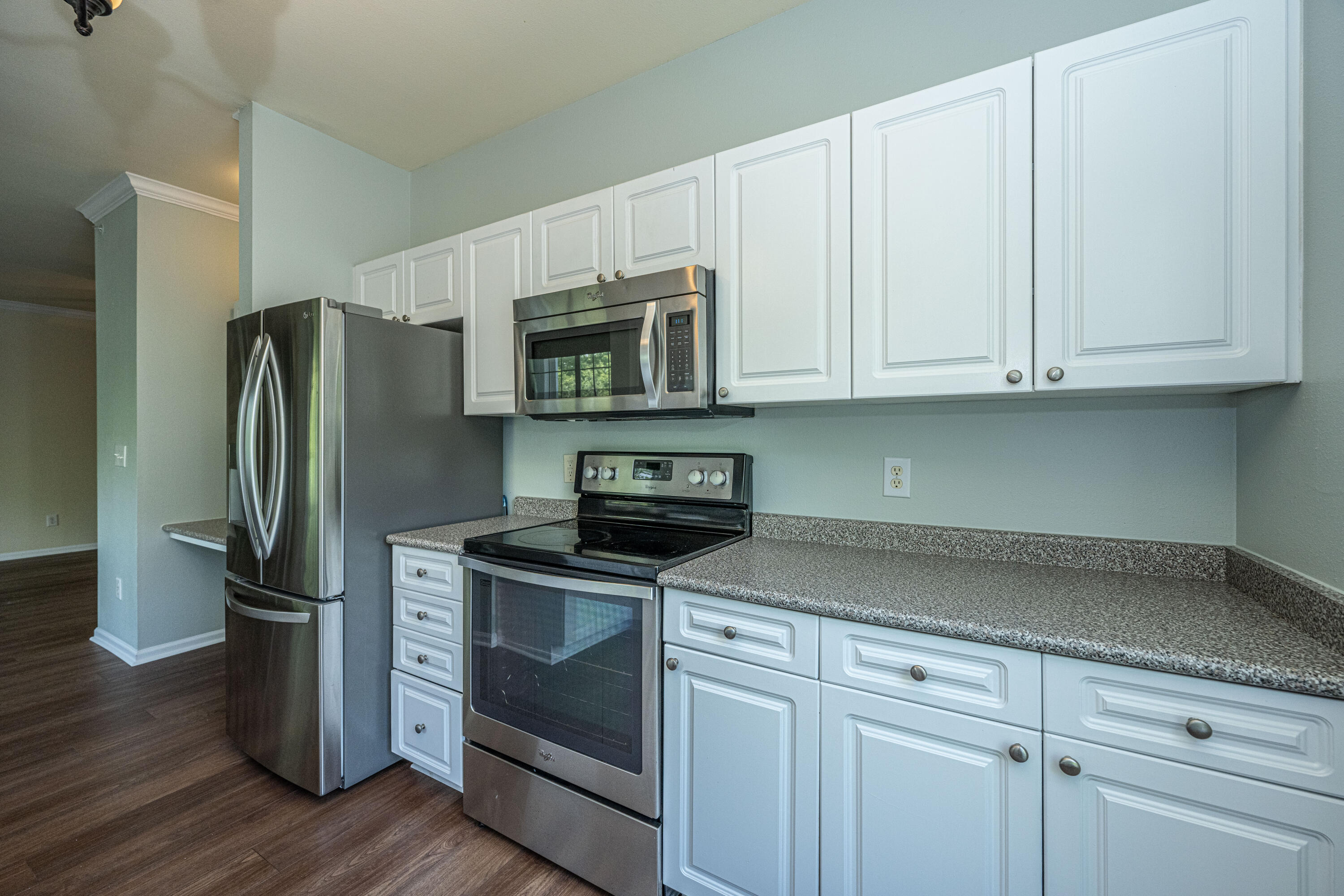 130 River Landing Drive Unit: 8210