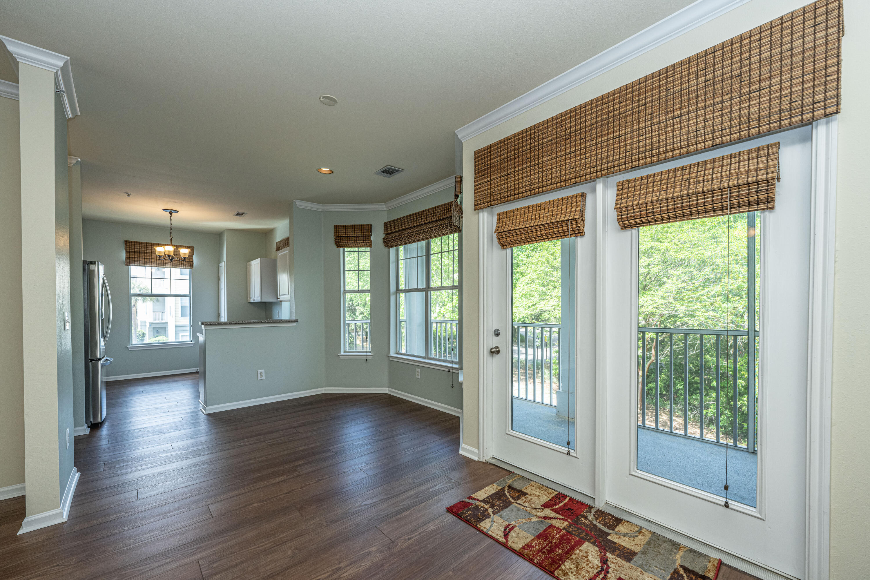 130 River Landing Drive Unit: 8210