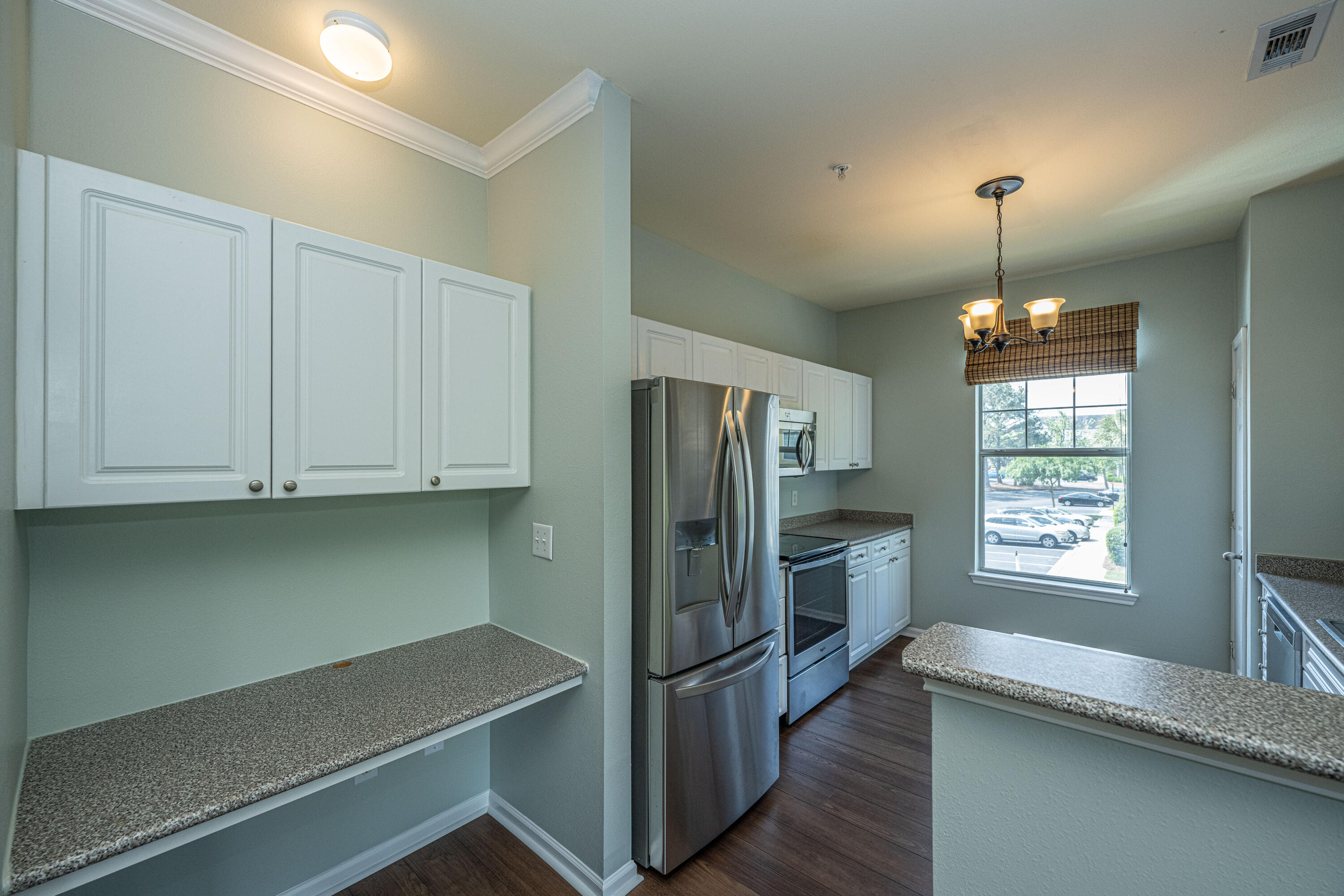 130 River Landing Drive Unit: 8210