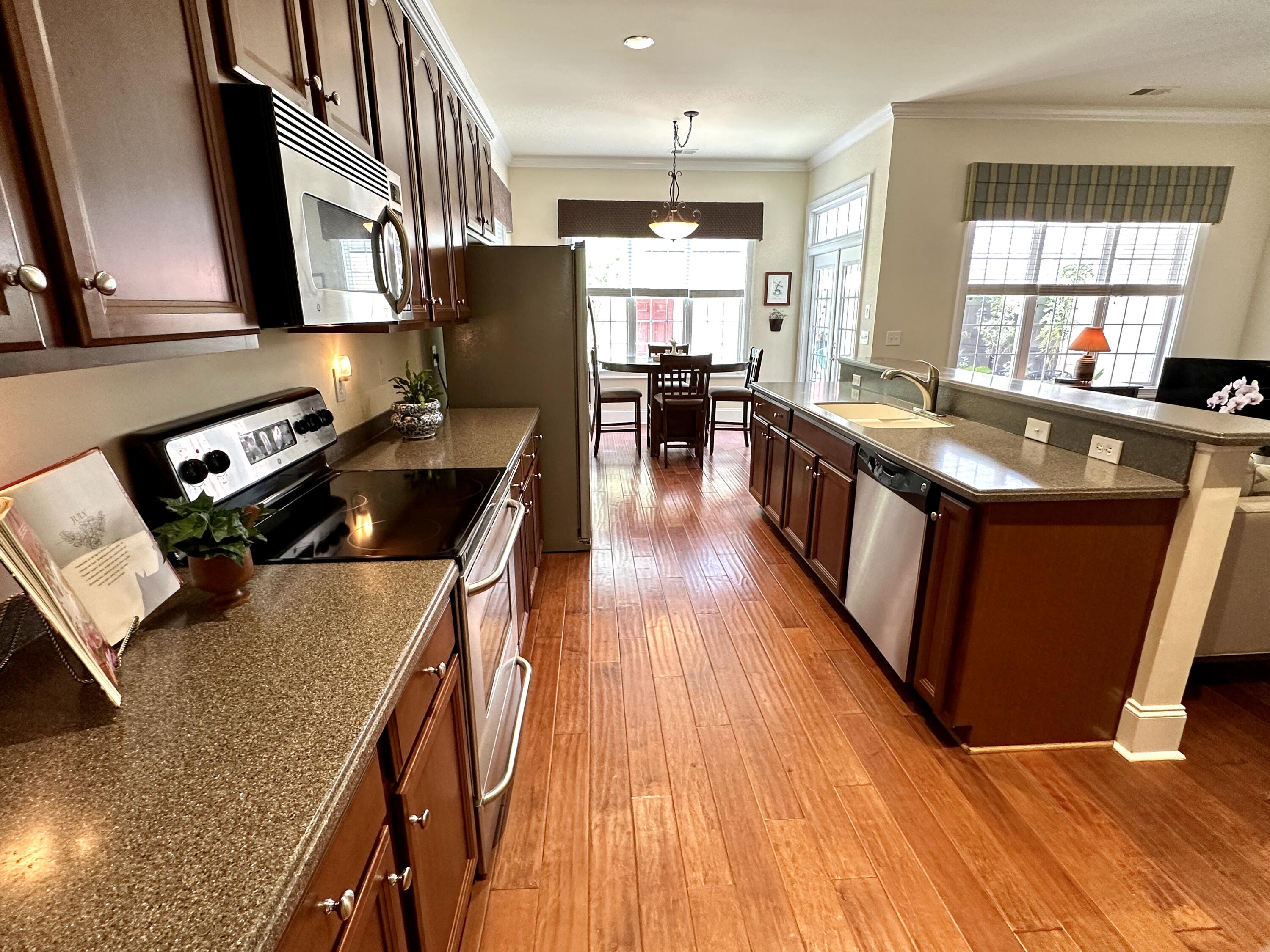 1771 Tennyson Row Unit: 1