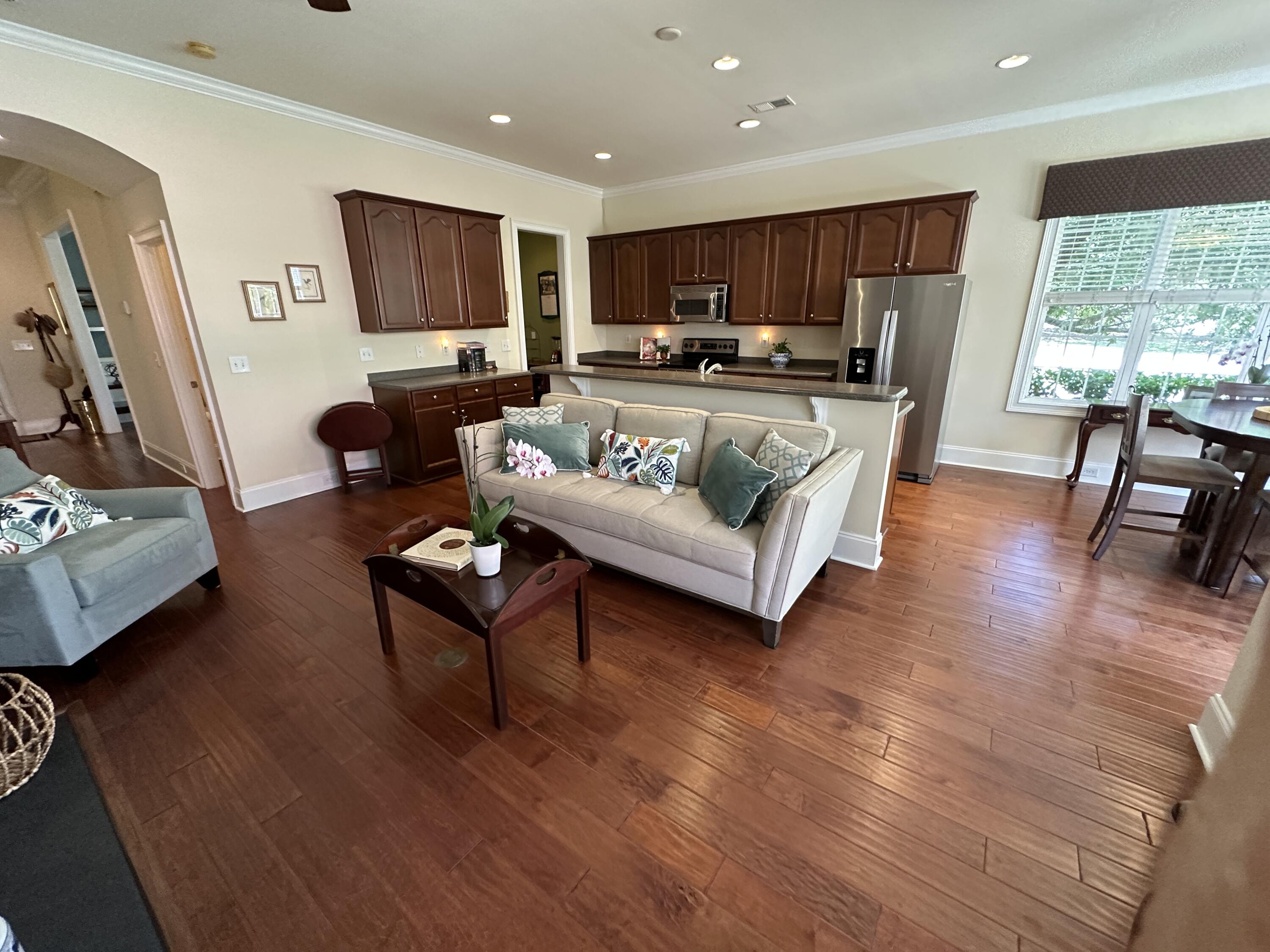 1771 Tennyson Row Unit: 1