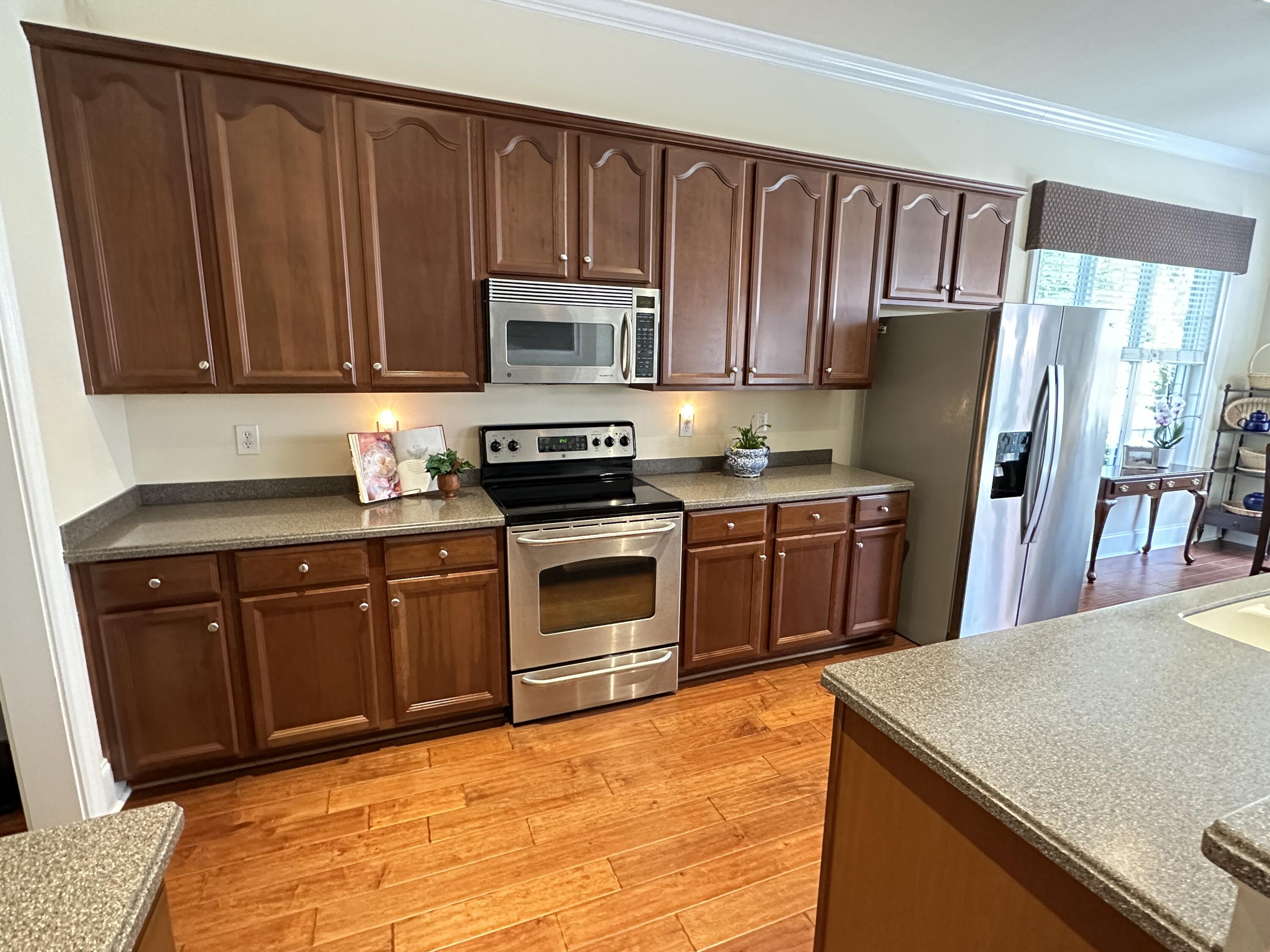 1771 Tennyson Row Unit: 1