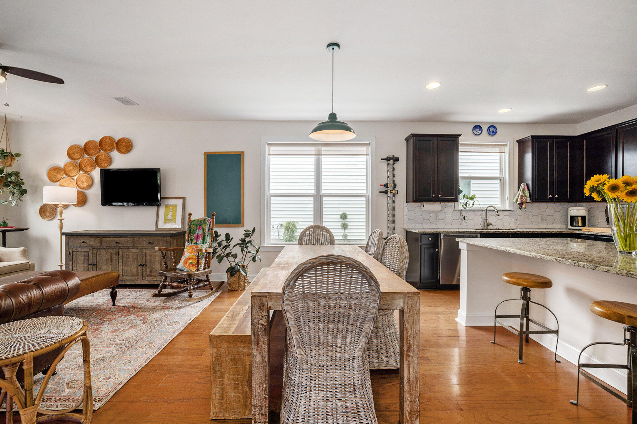 3201 Moonlight Drive