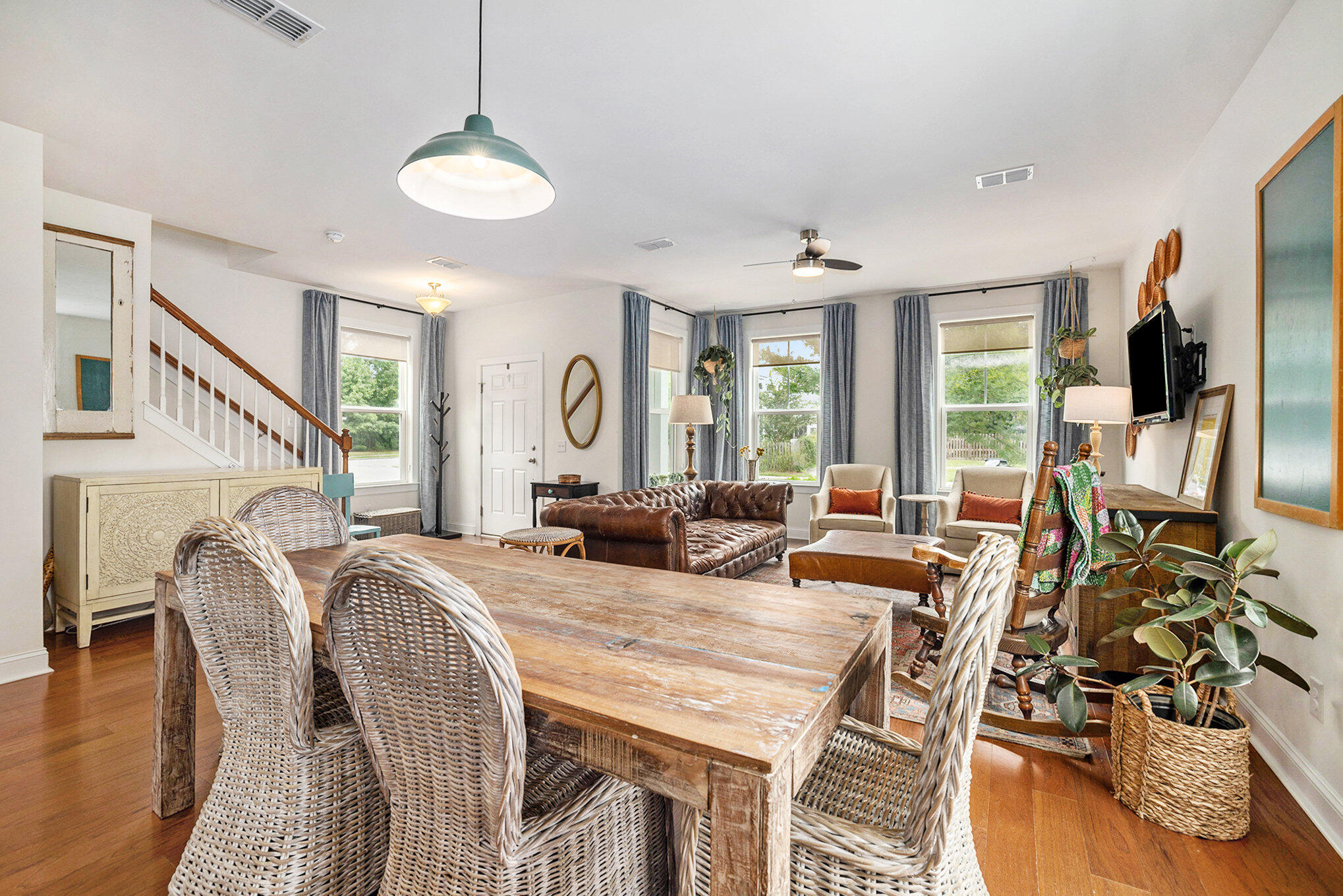 3201 Moonlight Drive