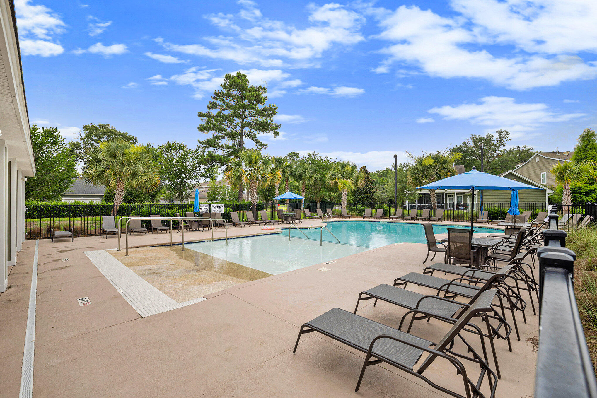 3201 Moonlight Drive