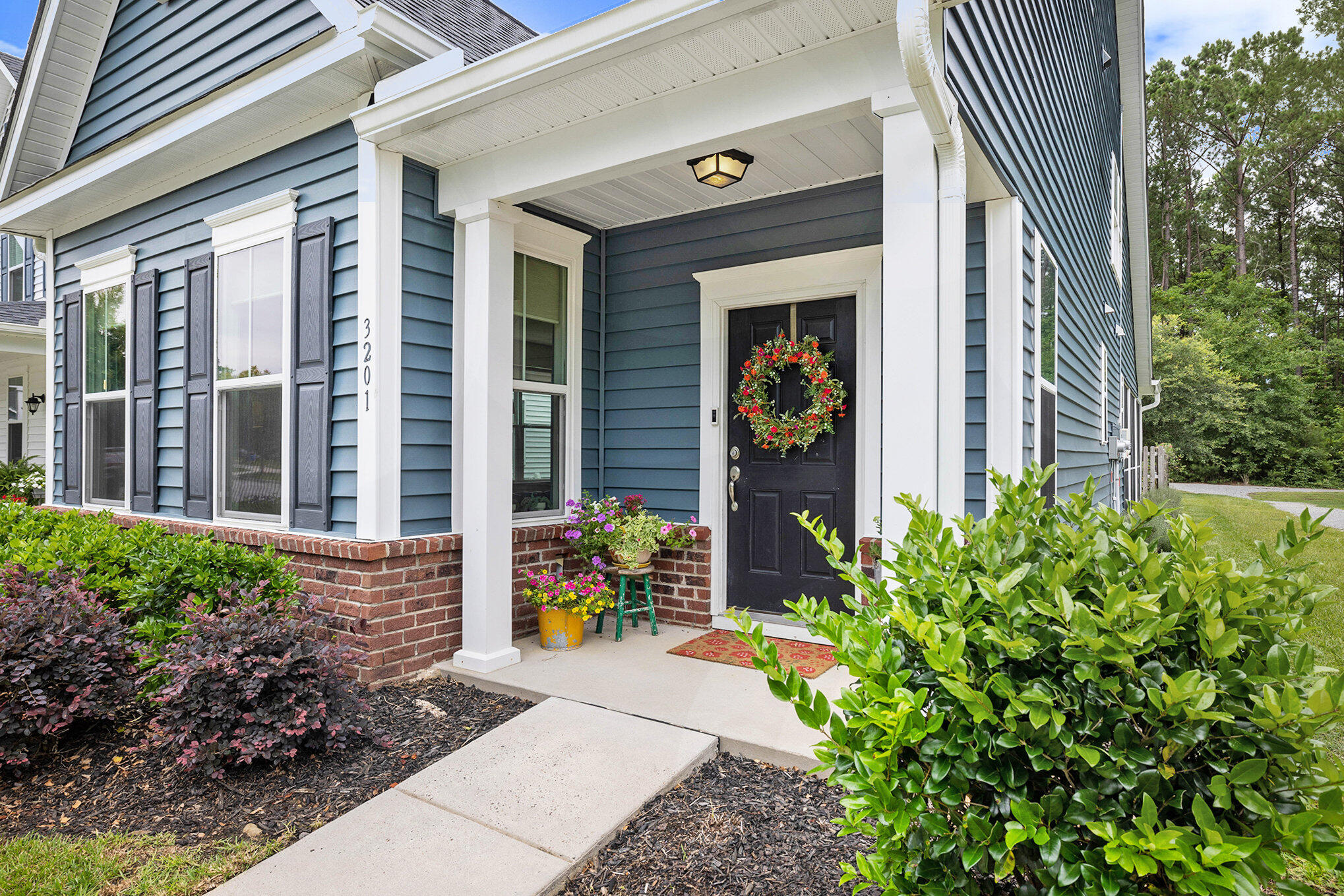 3201 Moonlight Drive