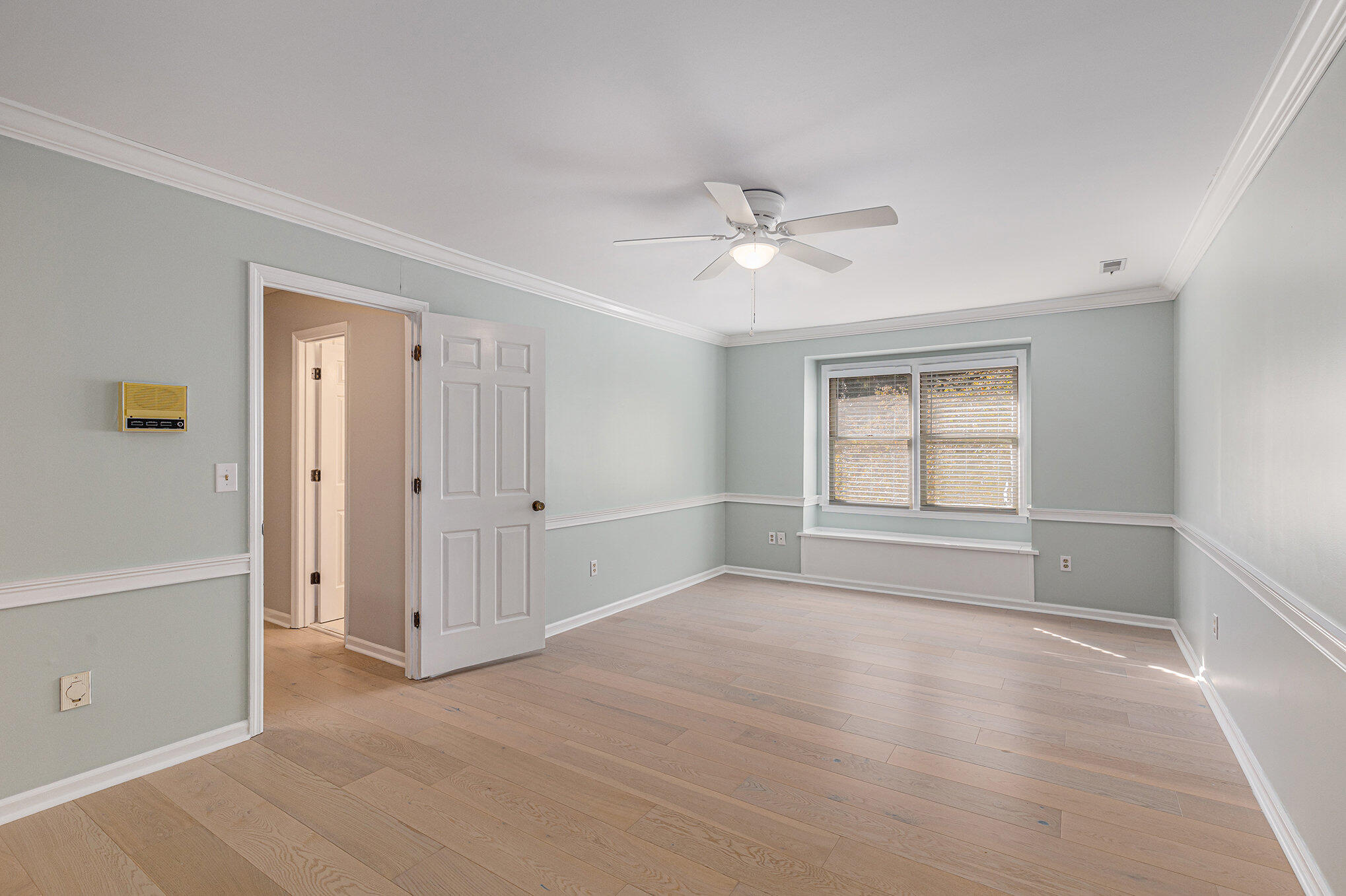 1035 Sweetwater Drive