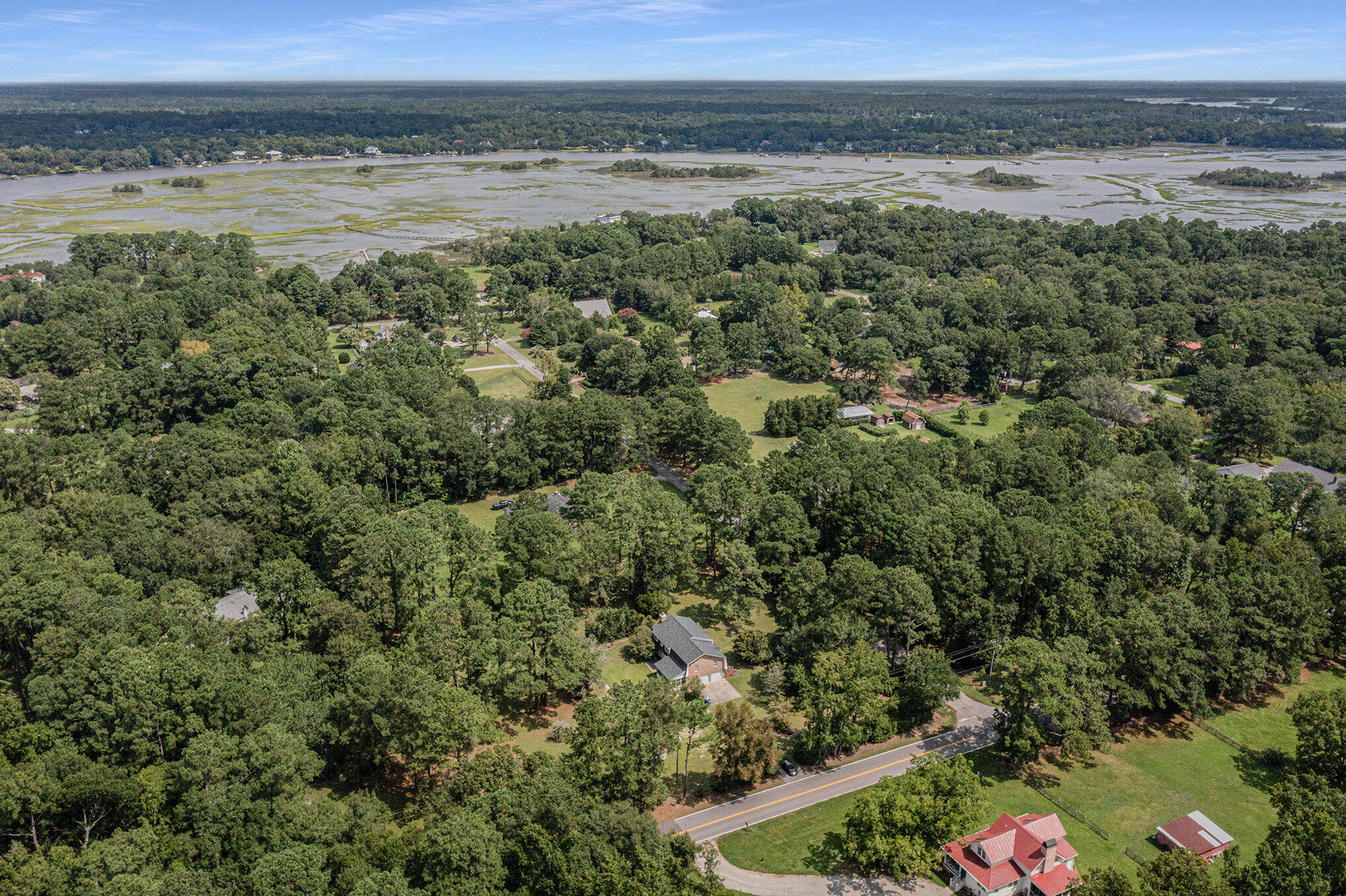 1035 Sweetwater Drive