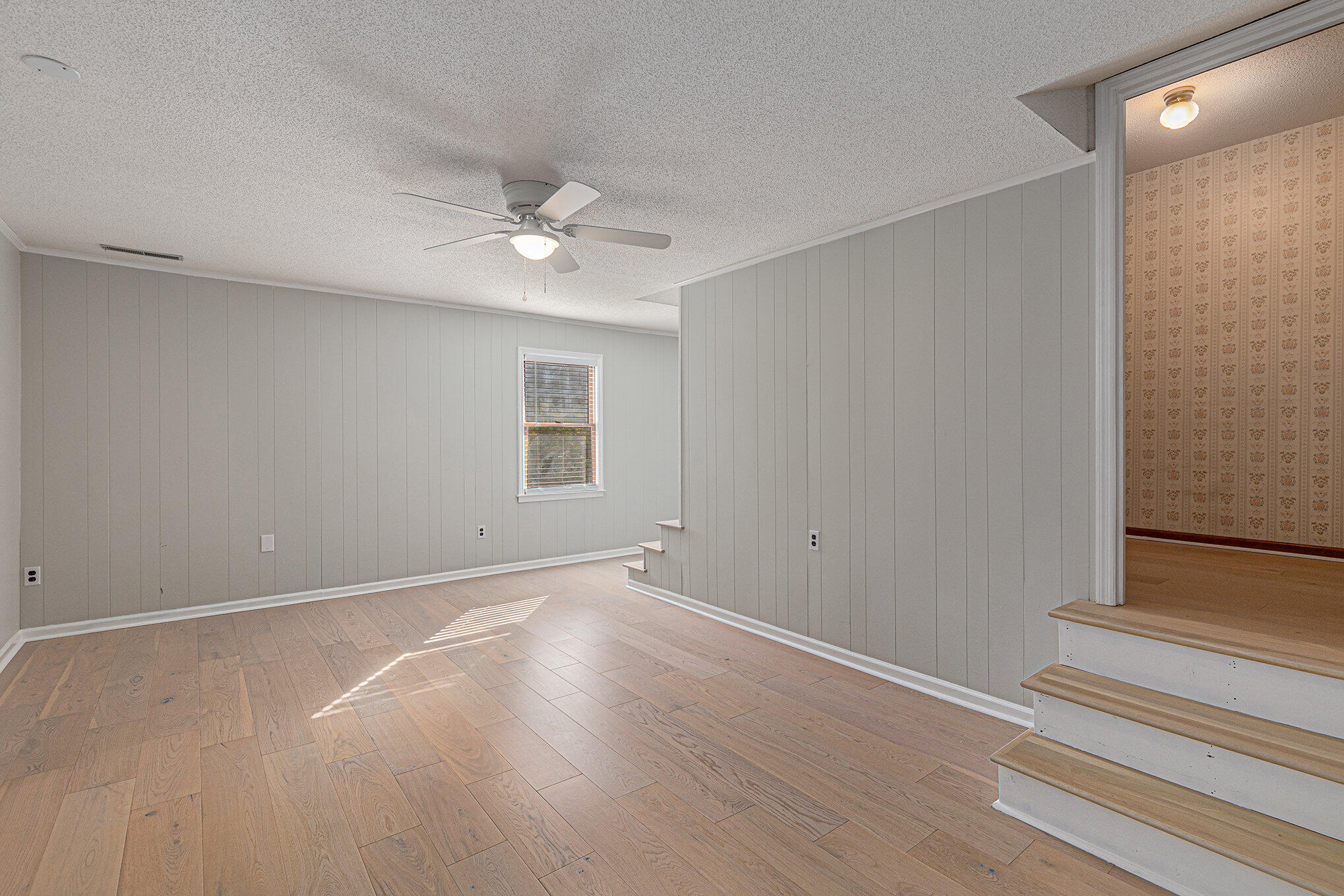 1035 Sweetwater Drive