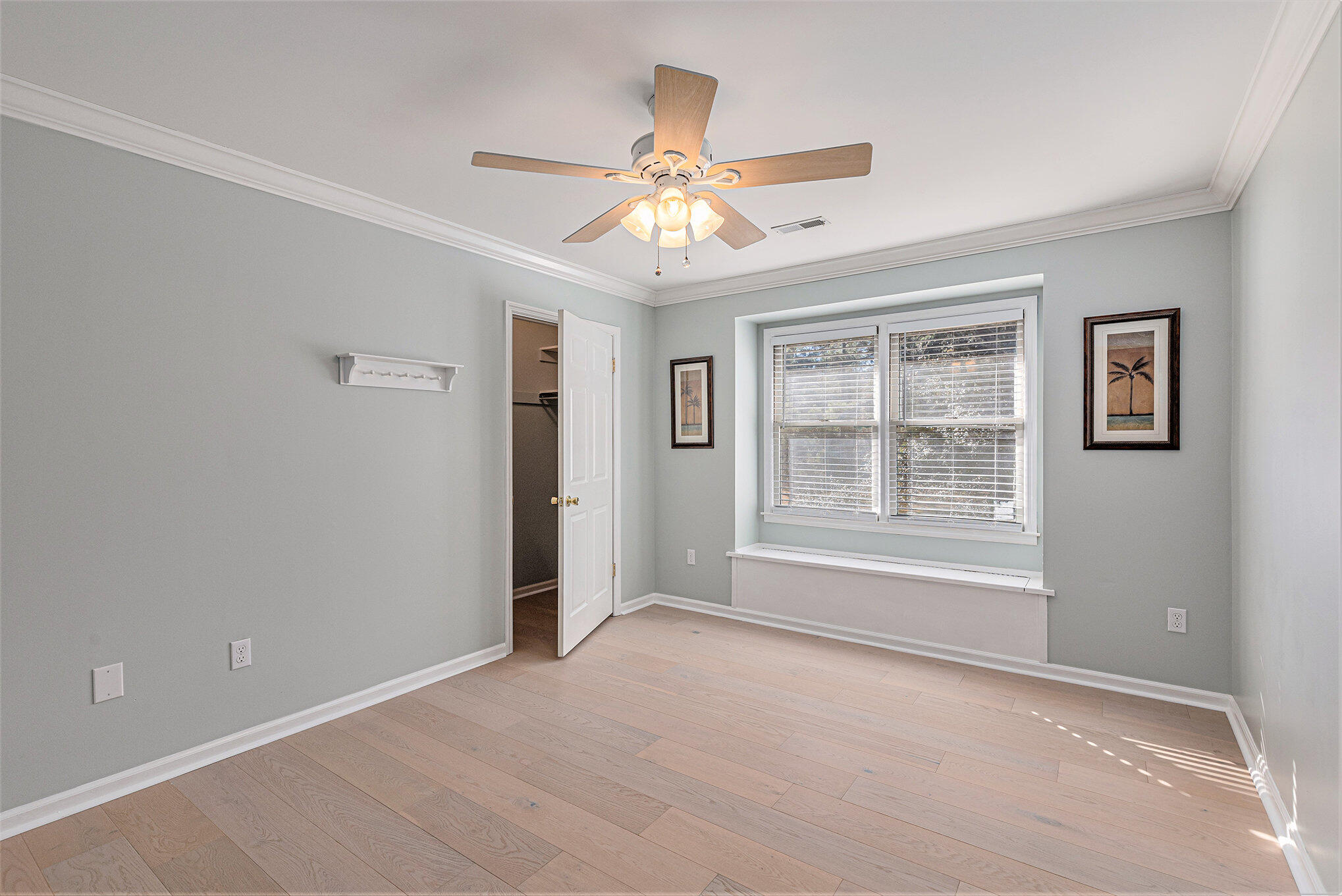 1035 Sweetwater Drive