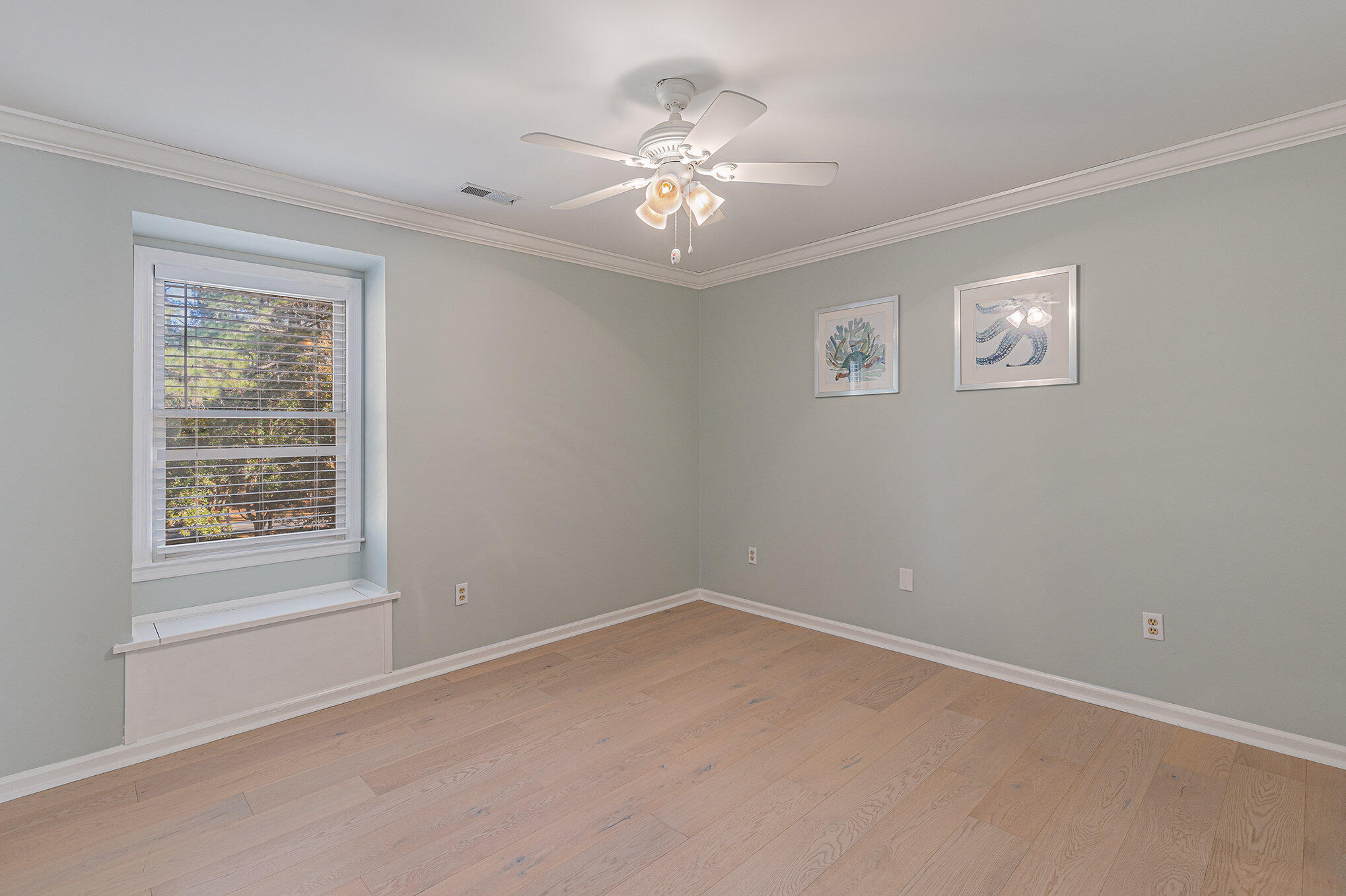 1035 Sweetwater Drive