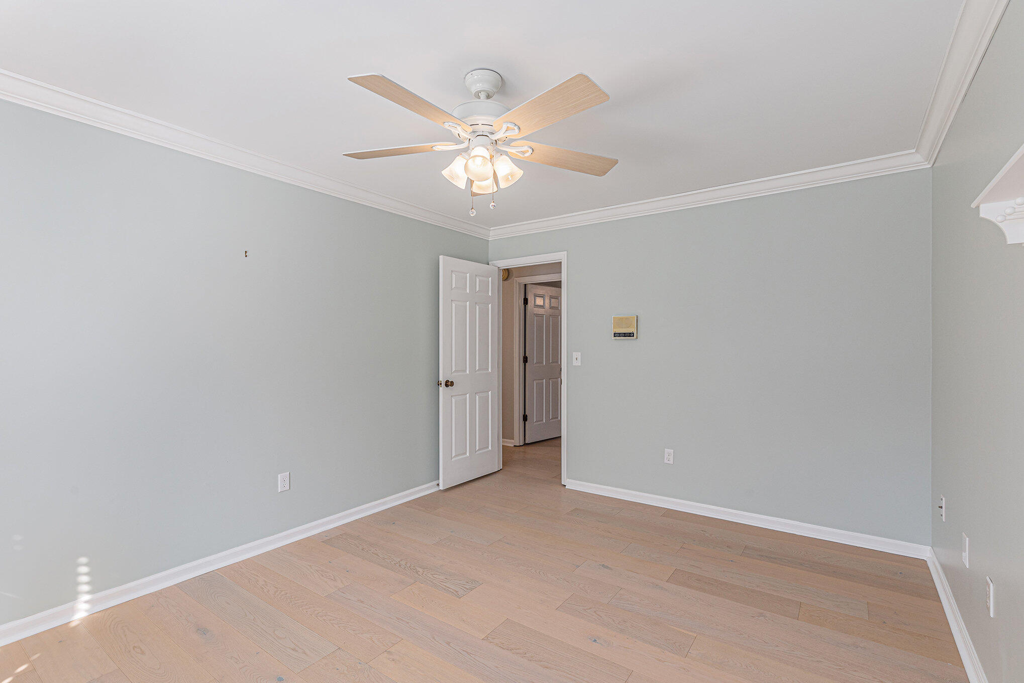 1035 Sweetwater Drive