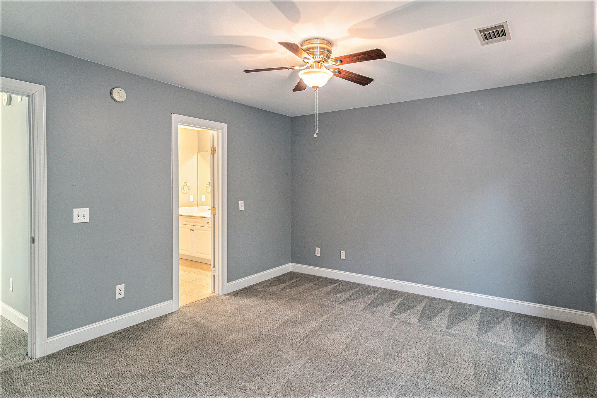 4008 Radcliffe Drive Unit: 6