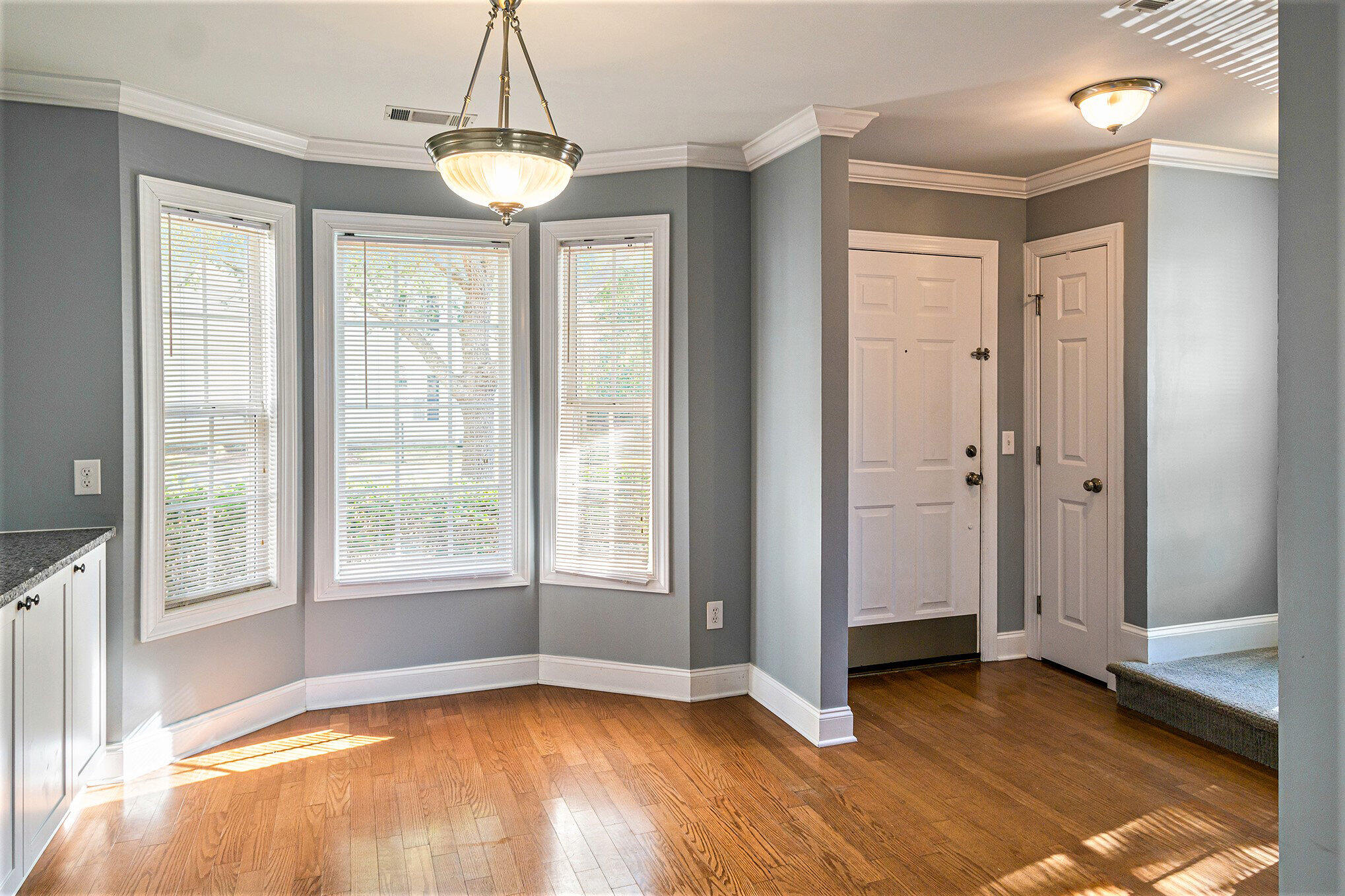 4008 Radcliffe Drive Unit: 6