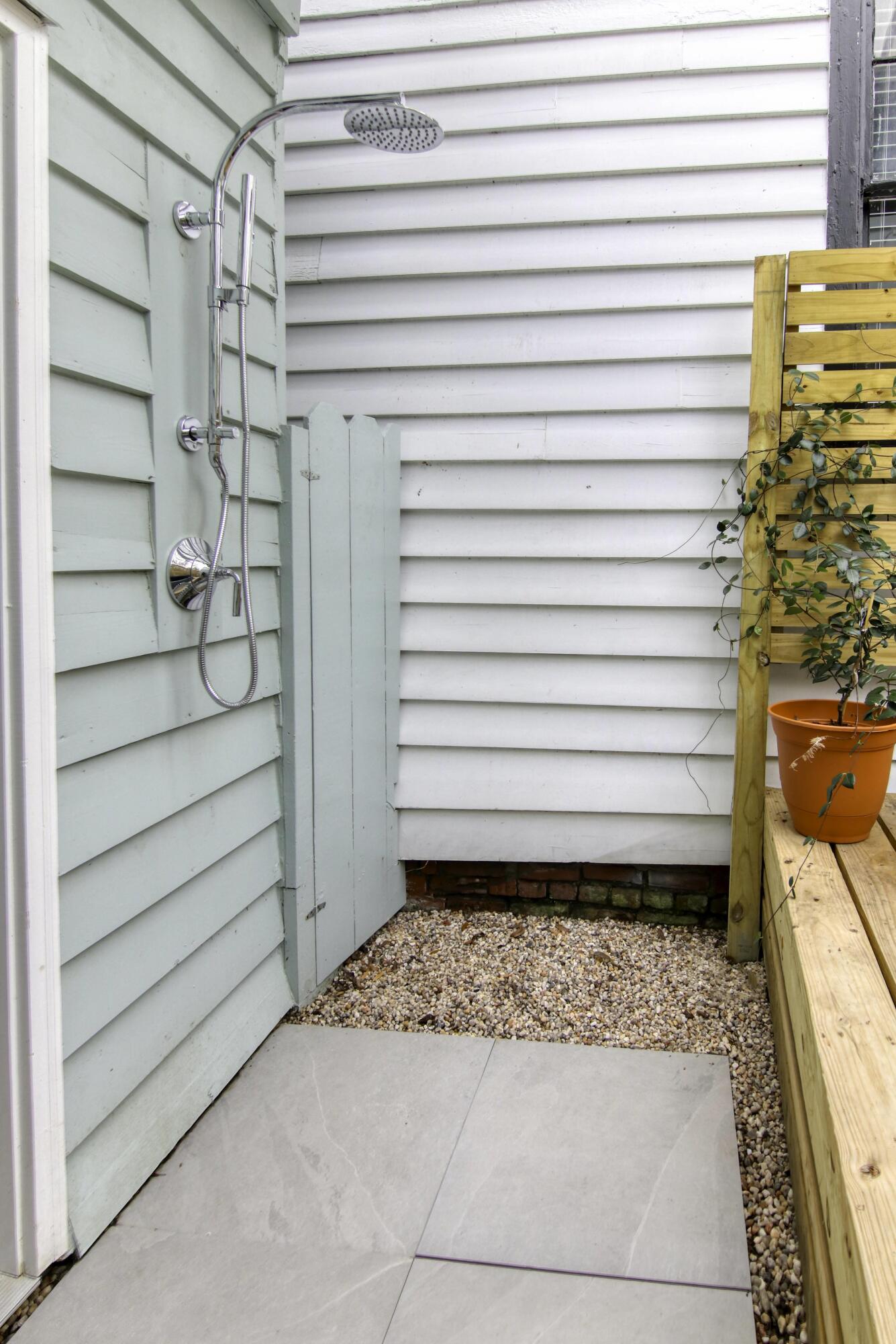 174 1/2 Wentworth Street