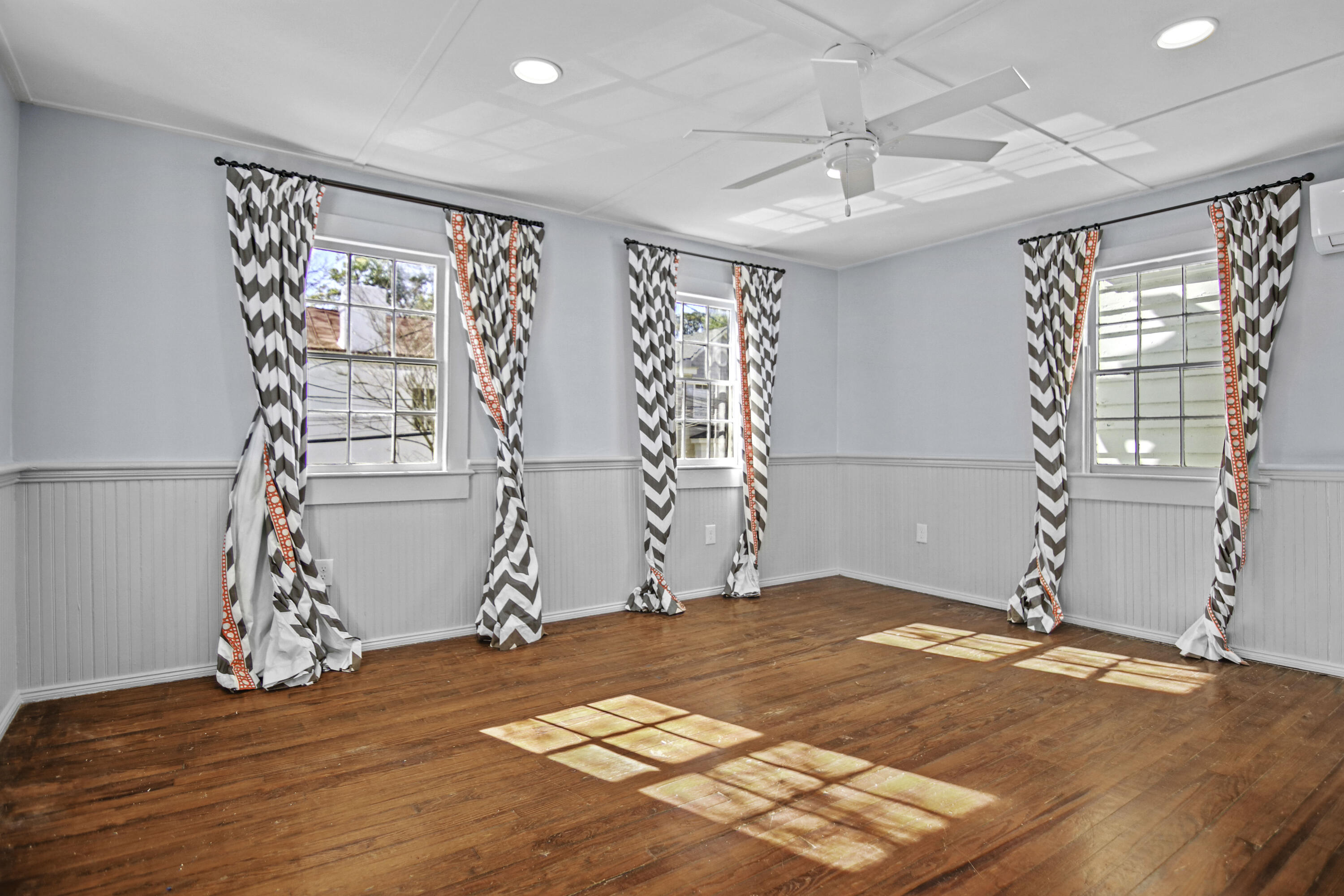 174 1/2 Wentworth Street