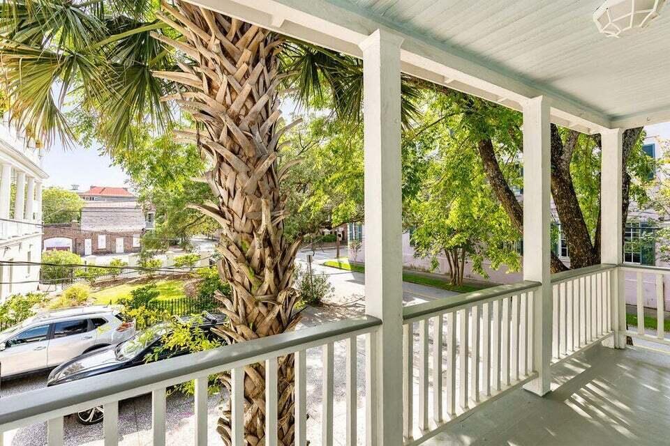 174 1/2 Wentworth Street