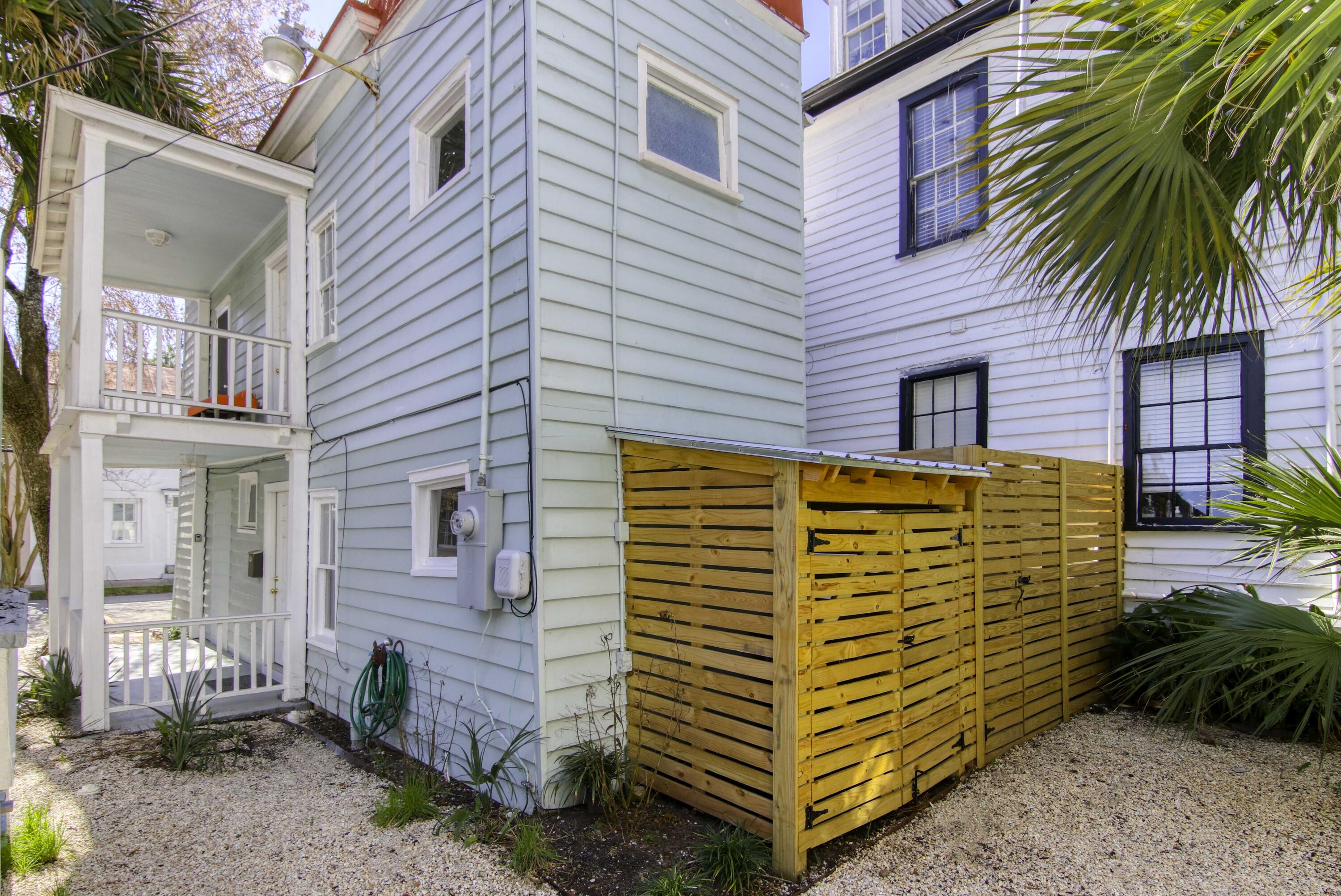 174 1/2 Wentworth Street