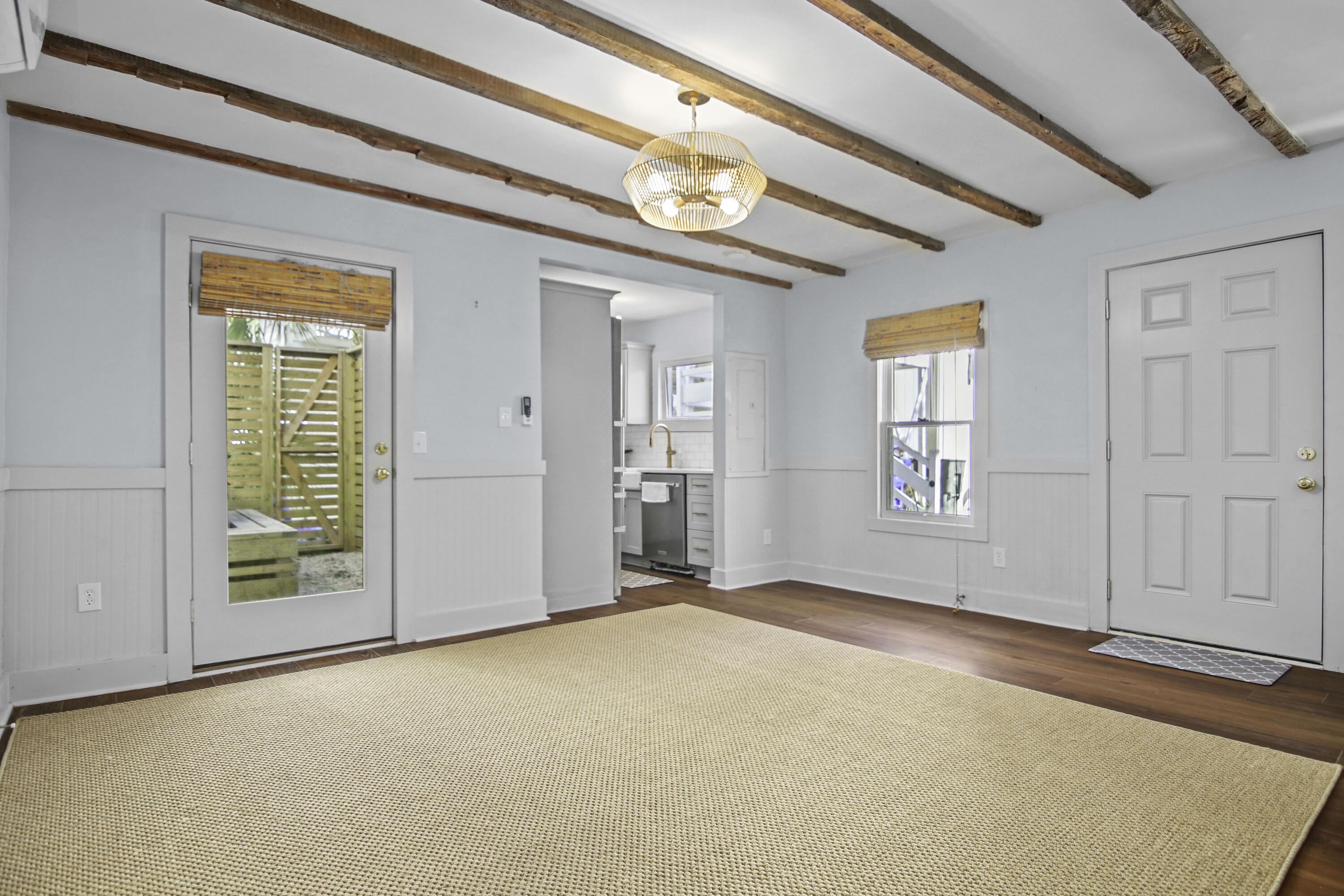 174 1/2 Wentworth Street