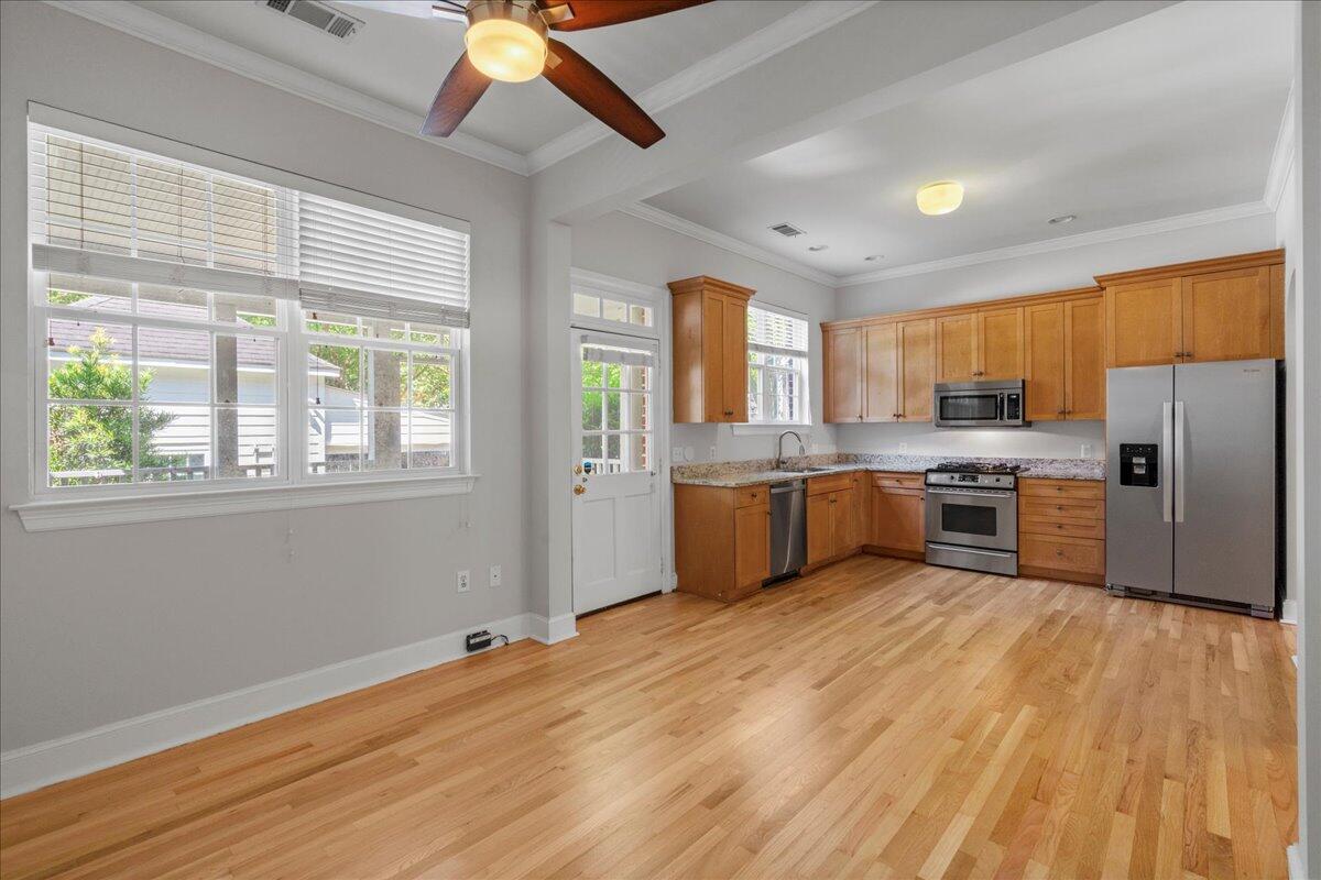 847 Center Park Street