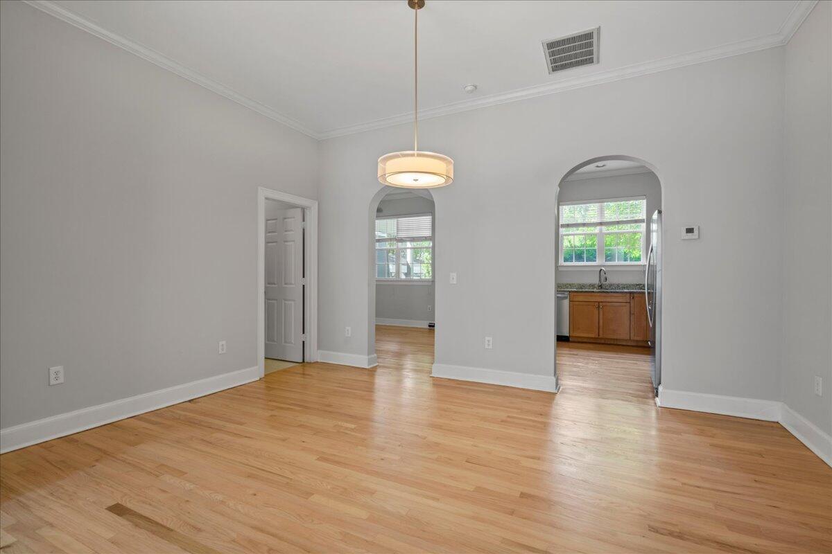 847 Center Park Street