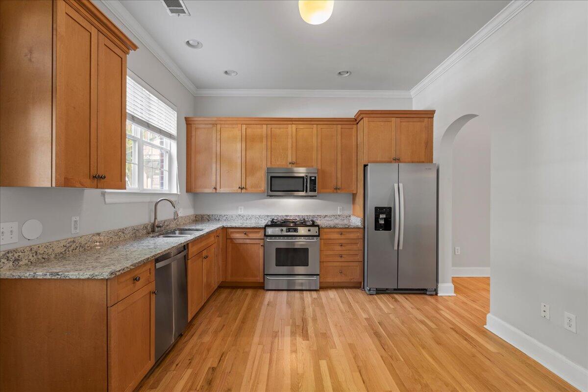 847 Center Park Street