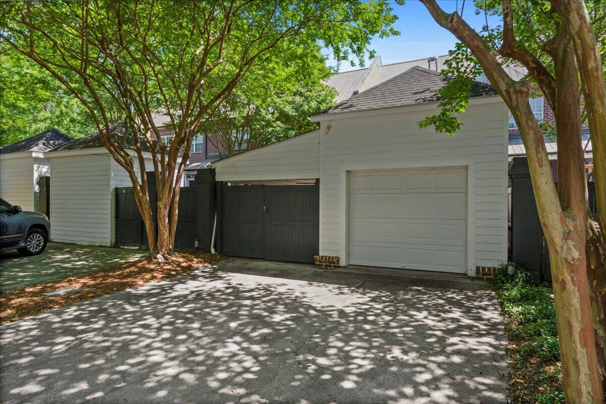 847 Center Park Street