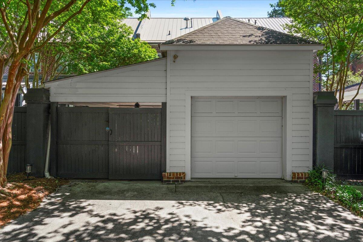 847 Center Park Street