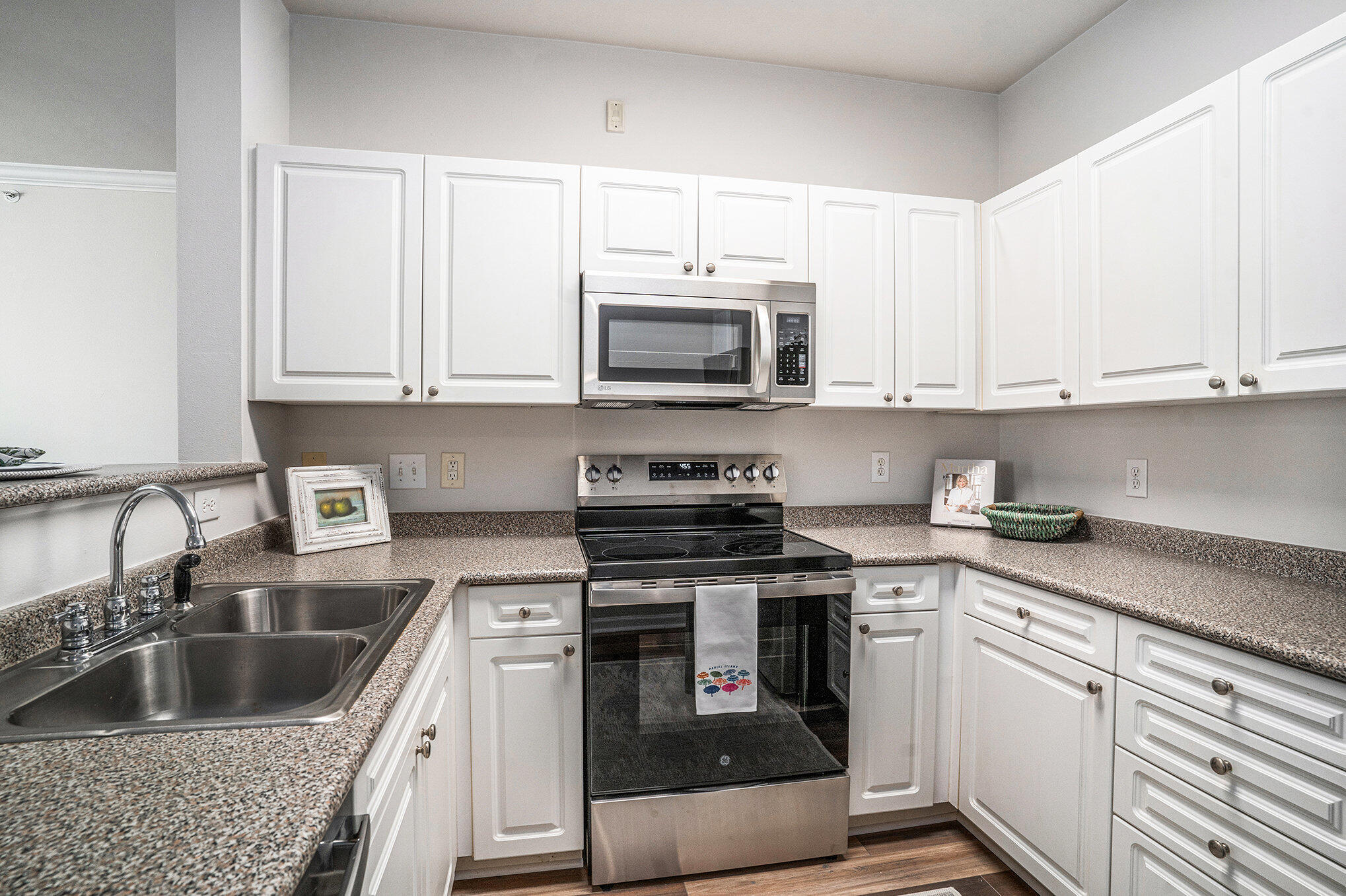 130 River Landing Drive # 7208