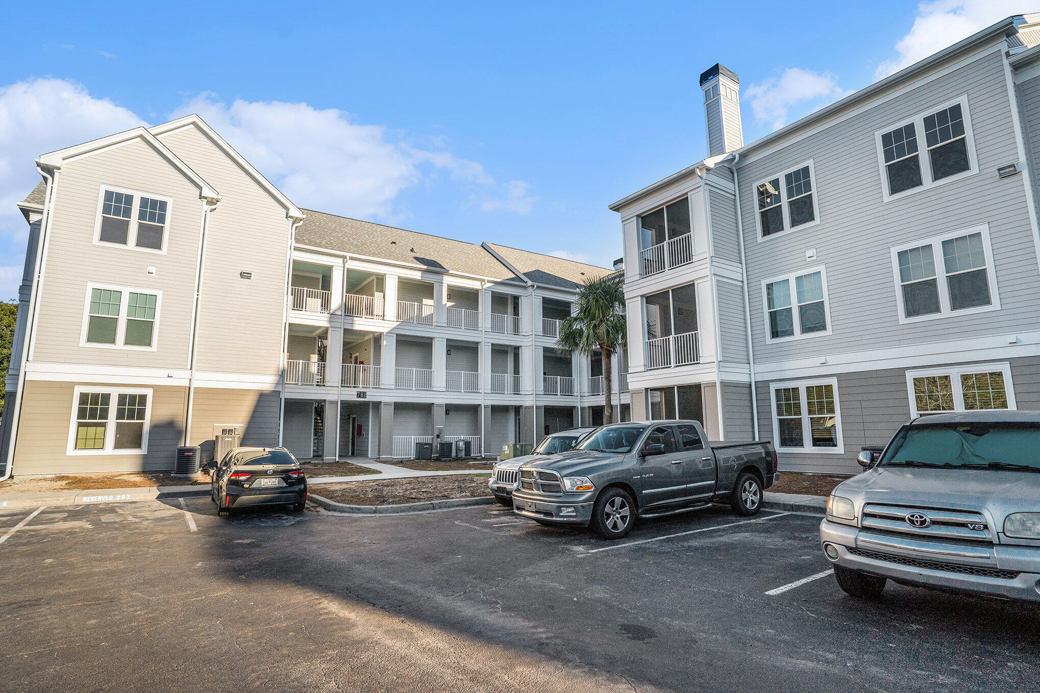 130 River Landing Drive # 7208