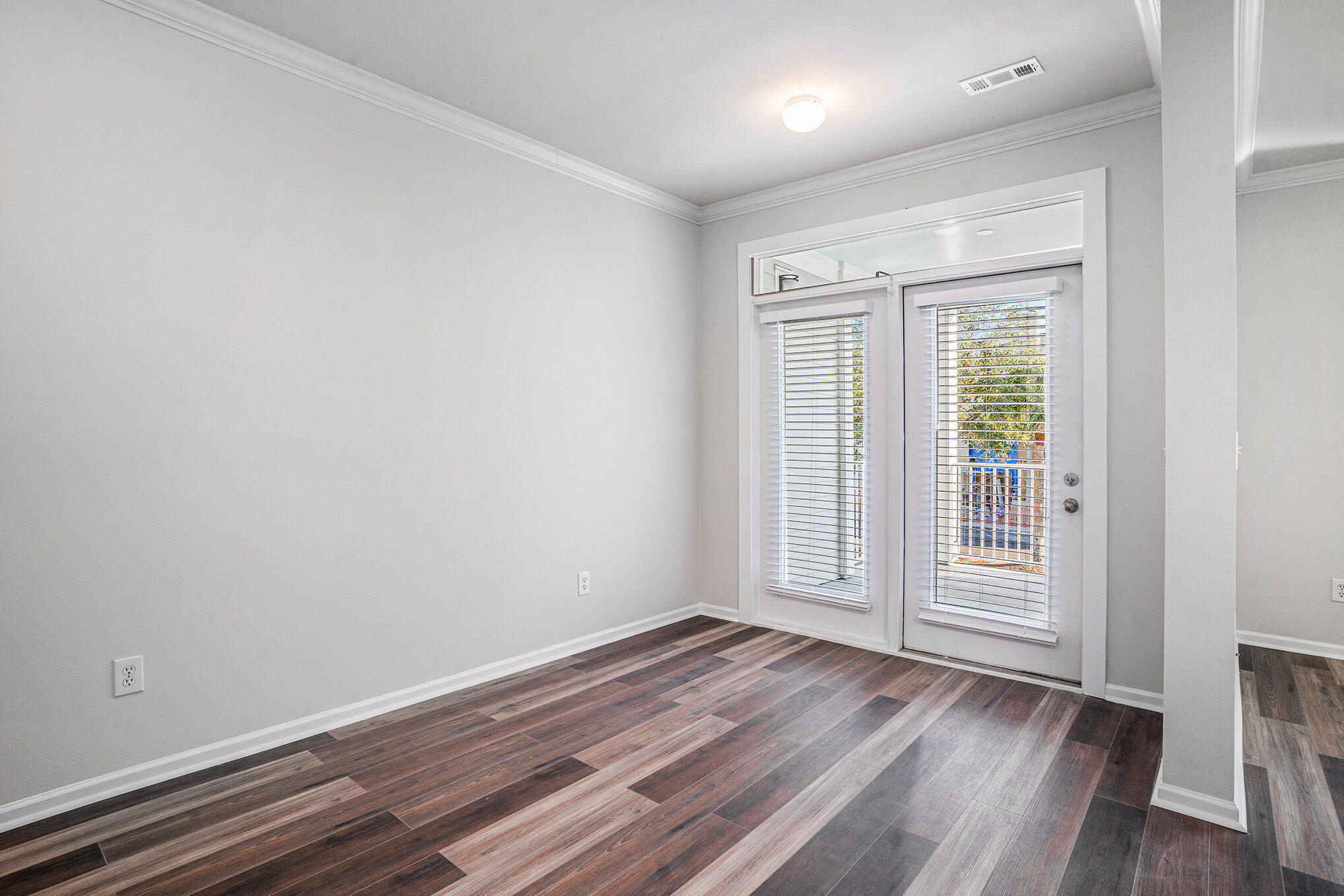 130 River Landing Drive # 7208