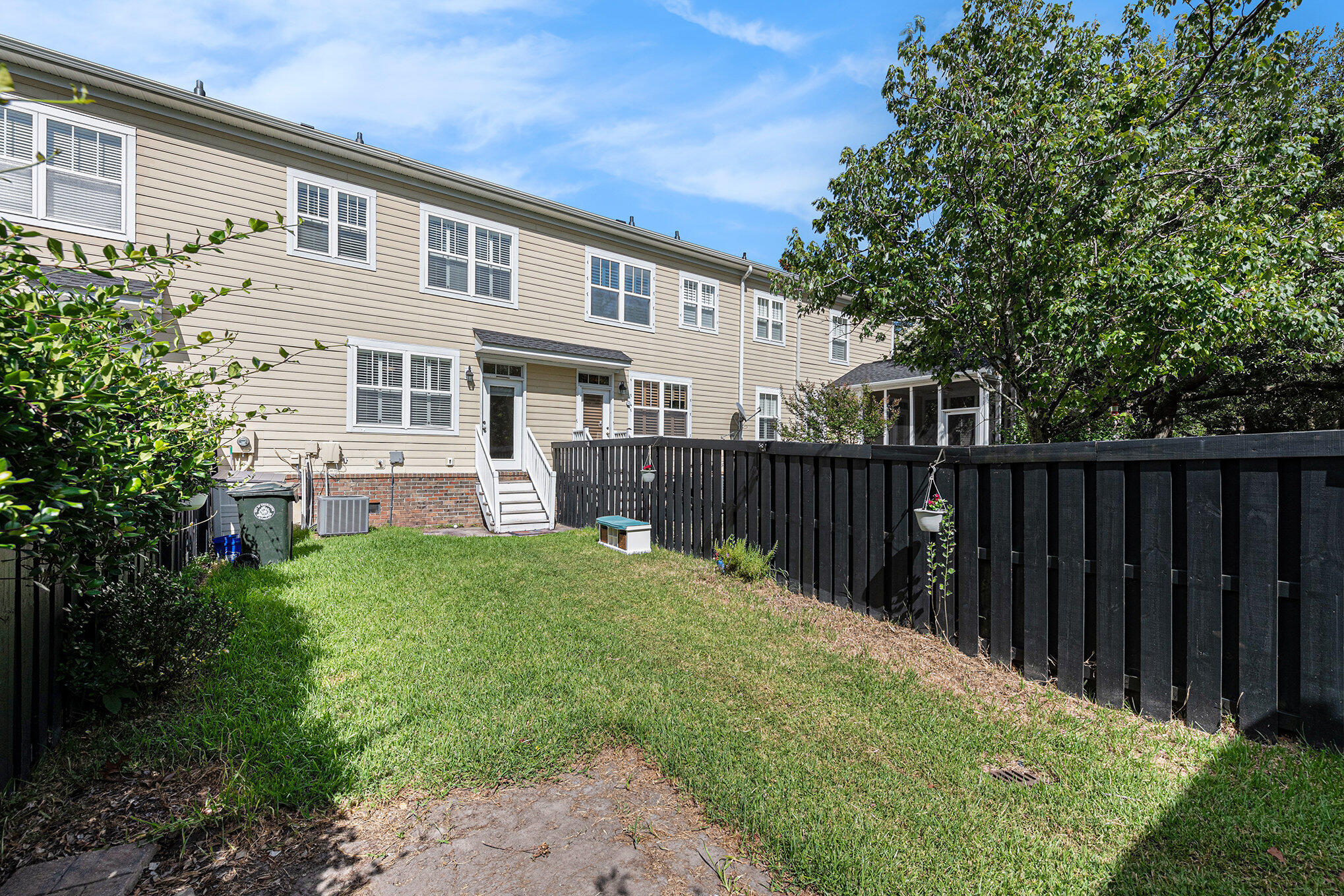 2271 Daniel Island Drive
