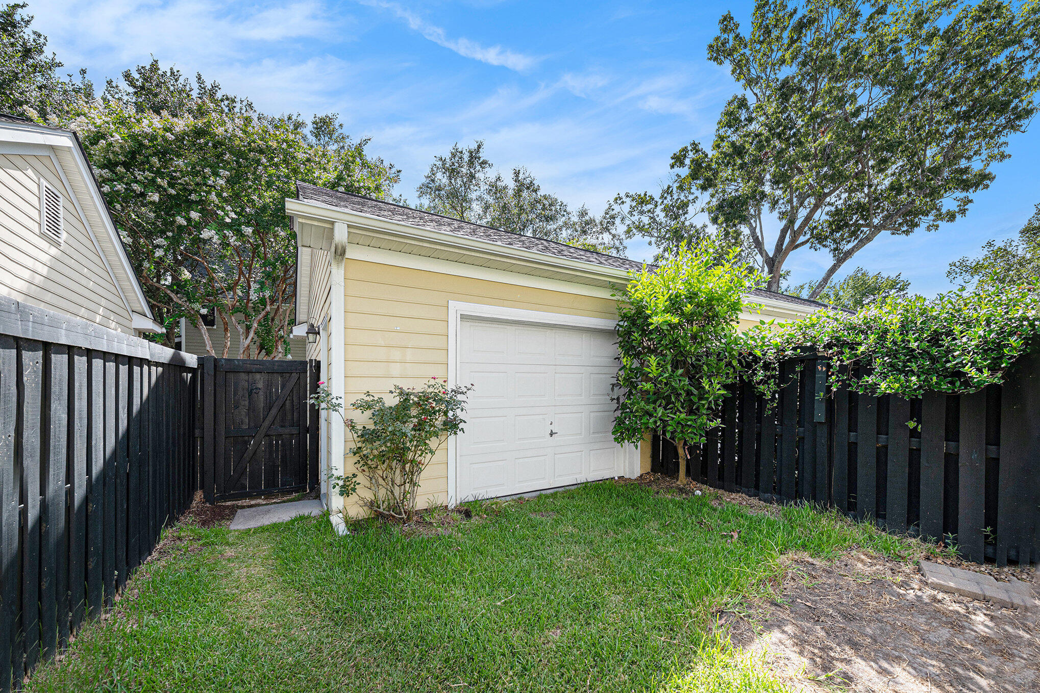 2271 Daniel Island Drive