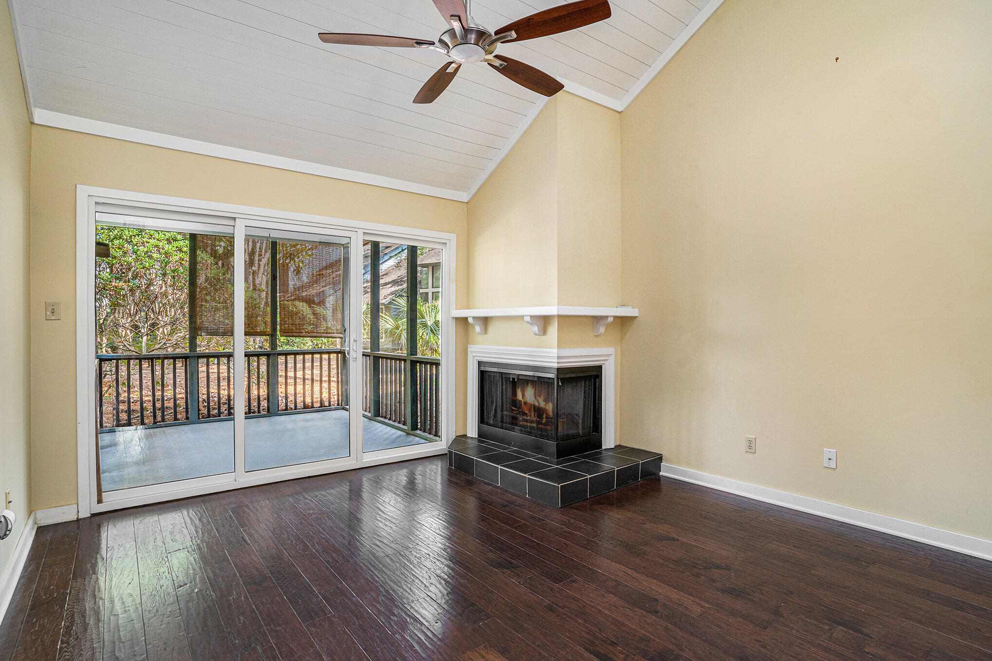 1115 Shadow Lake Circle