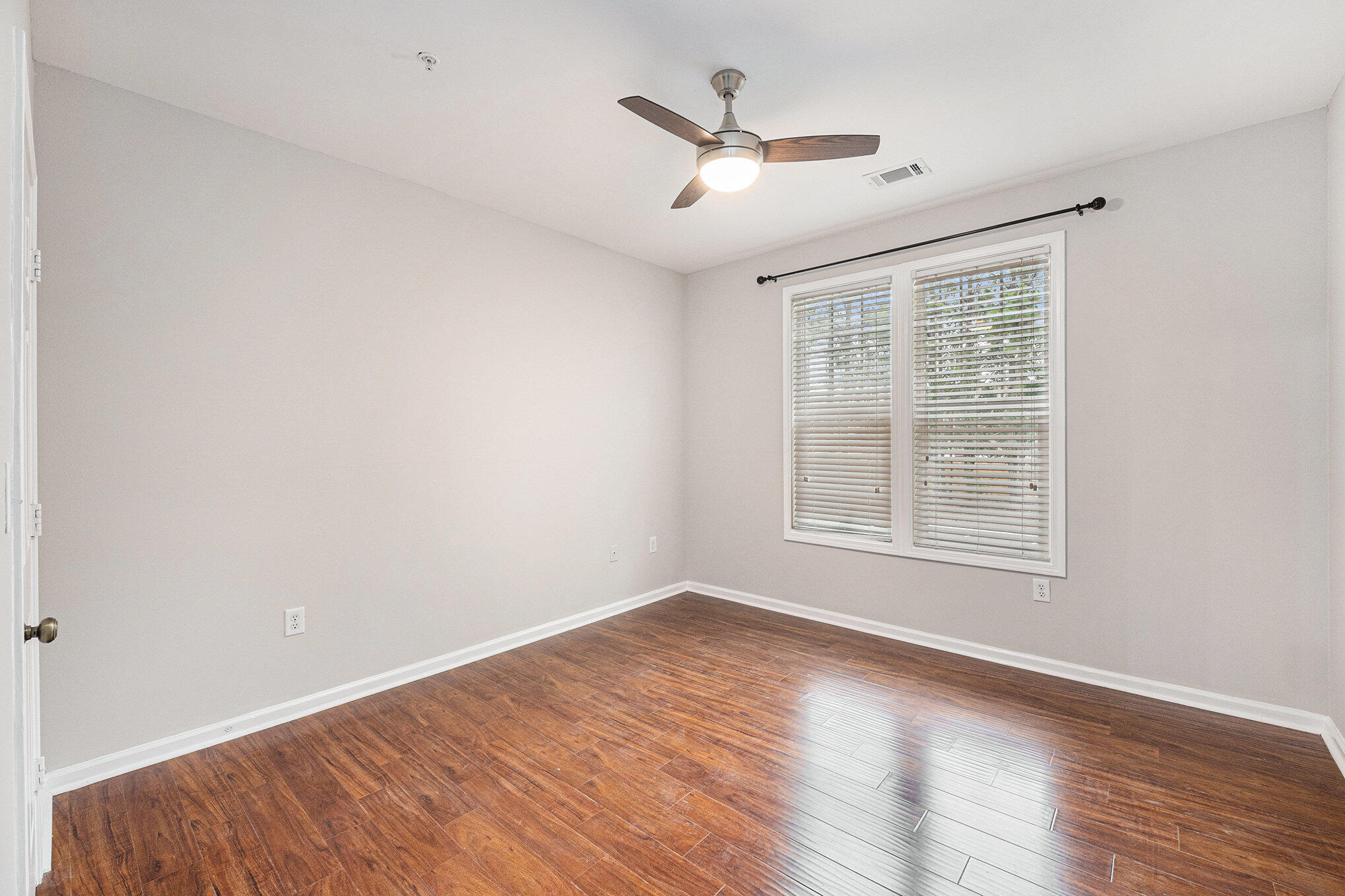 2125 Chatelain Way
