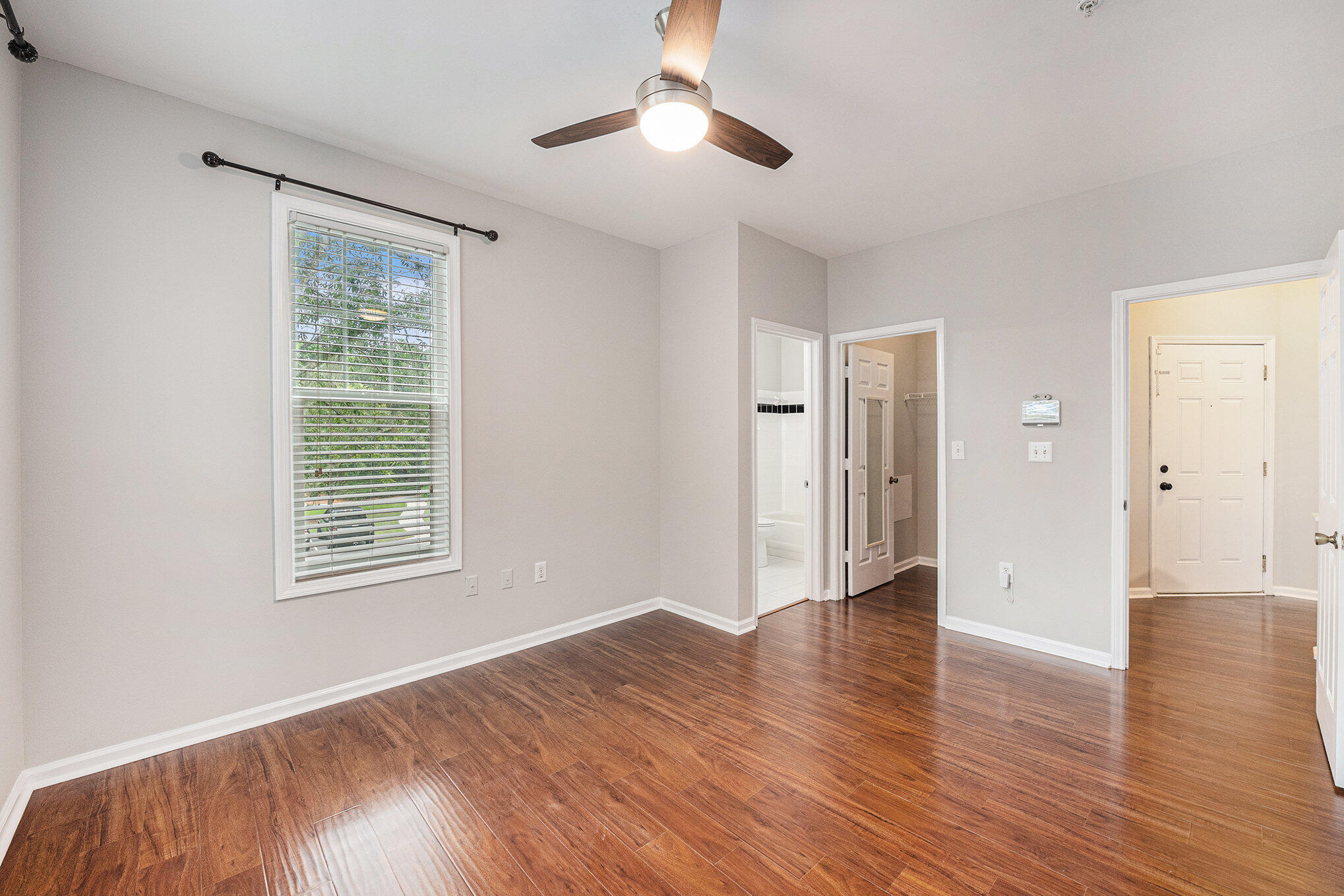 2125 Chatelain Way