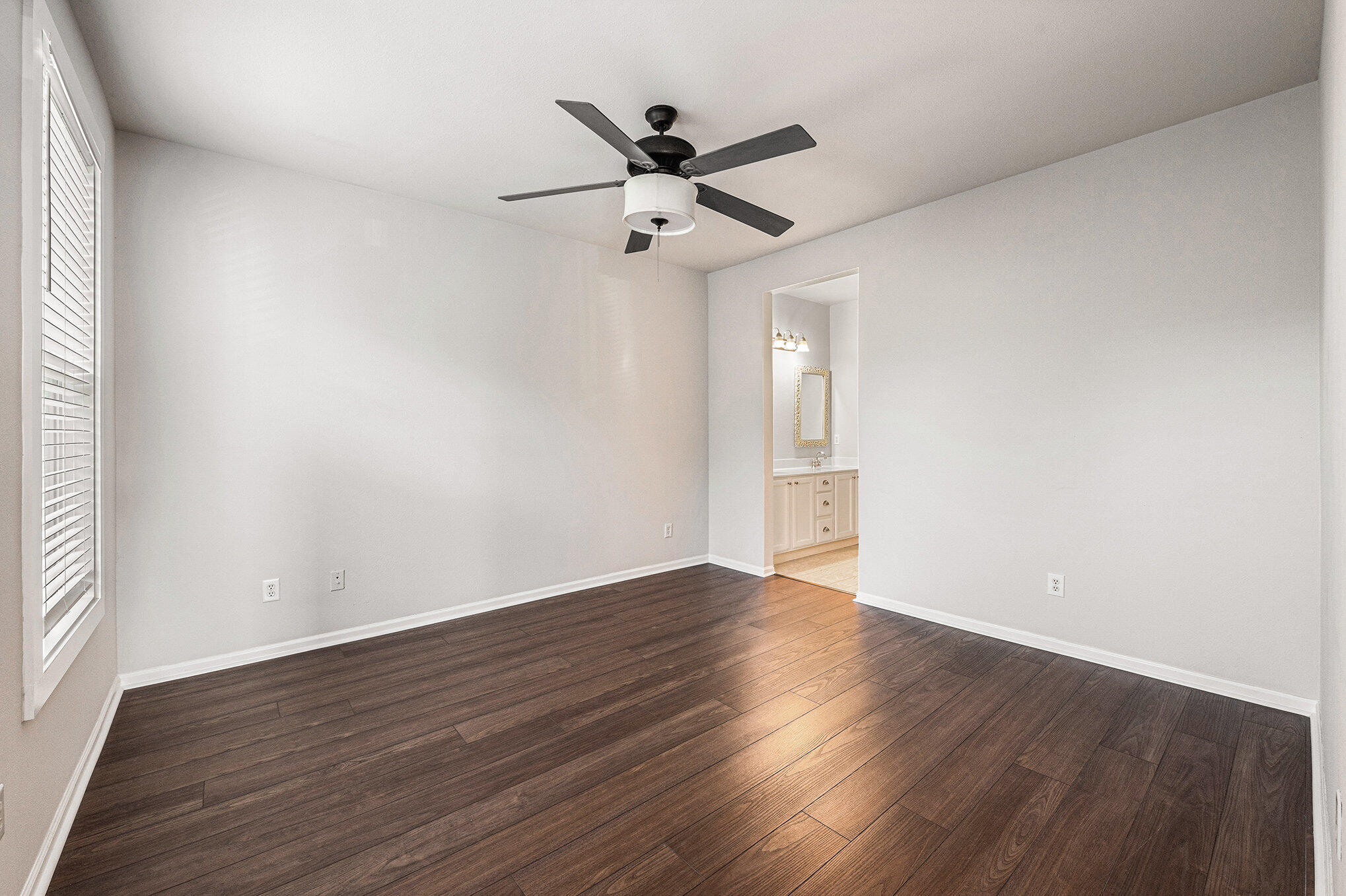 130 River Landing Drive # 8210