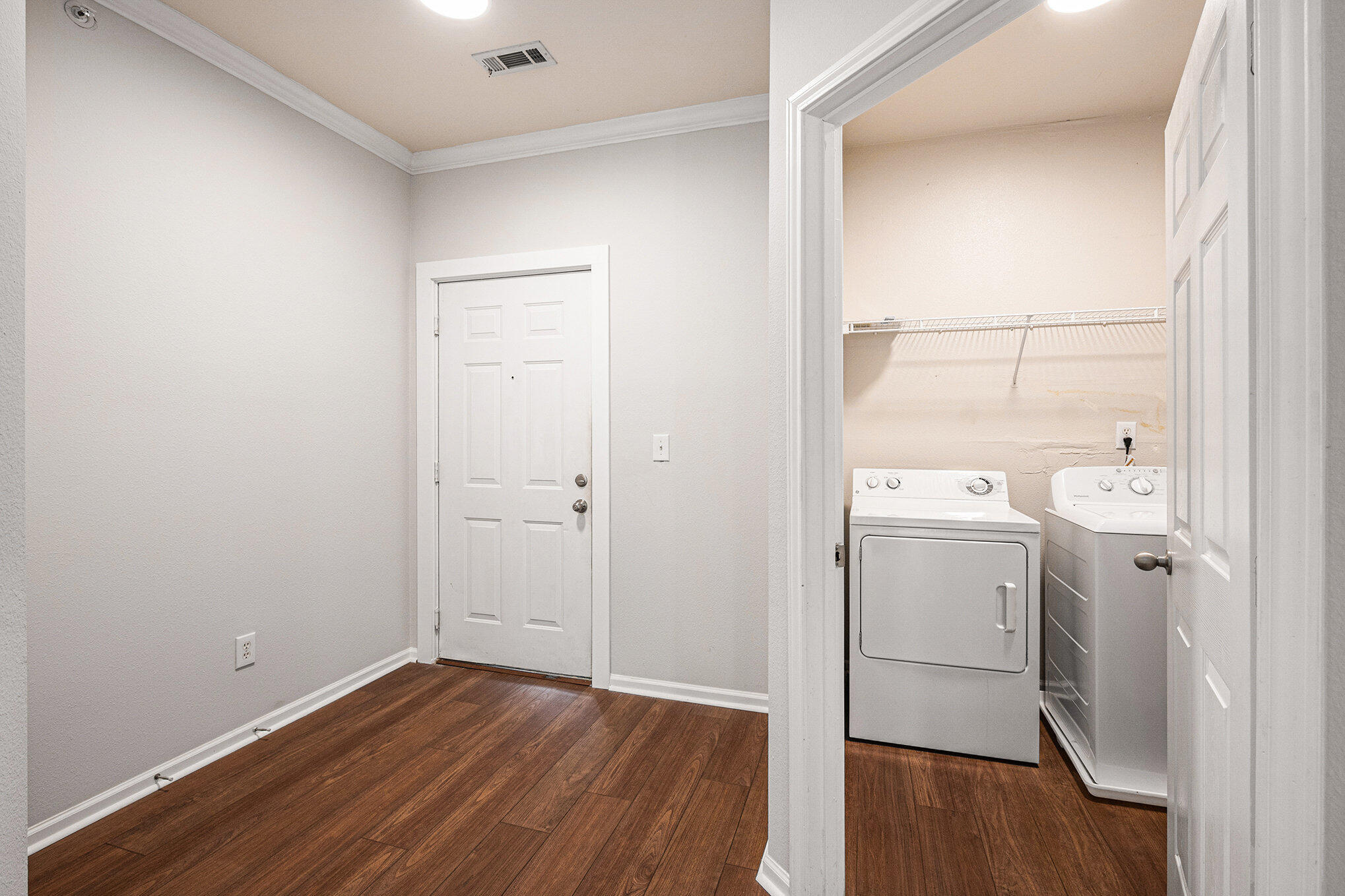 130 River Landing Drive # 8210