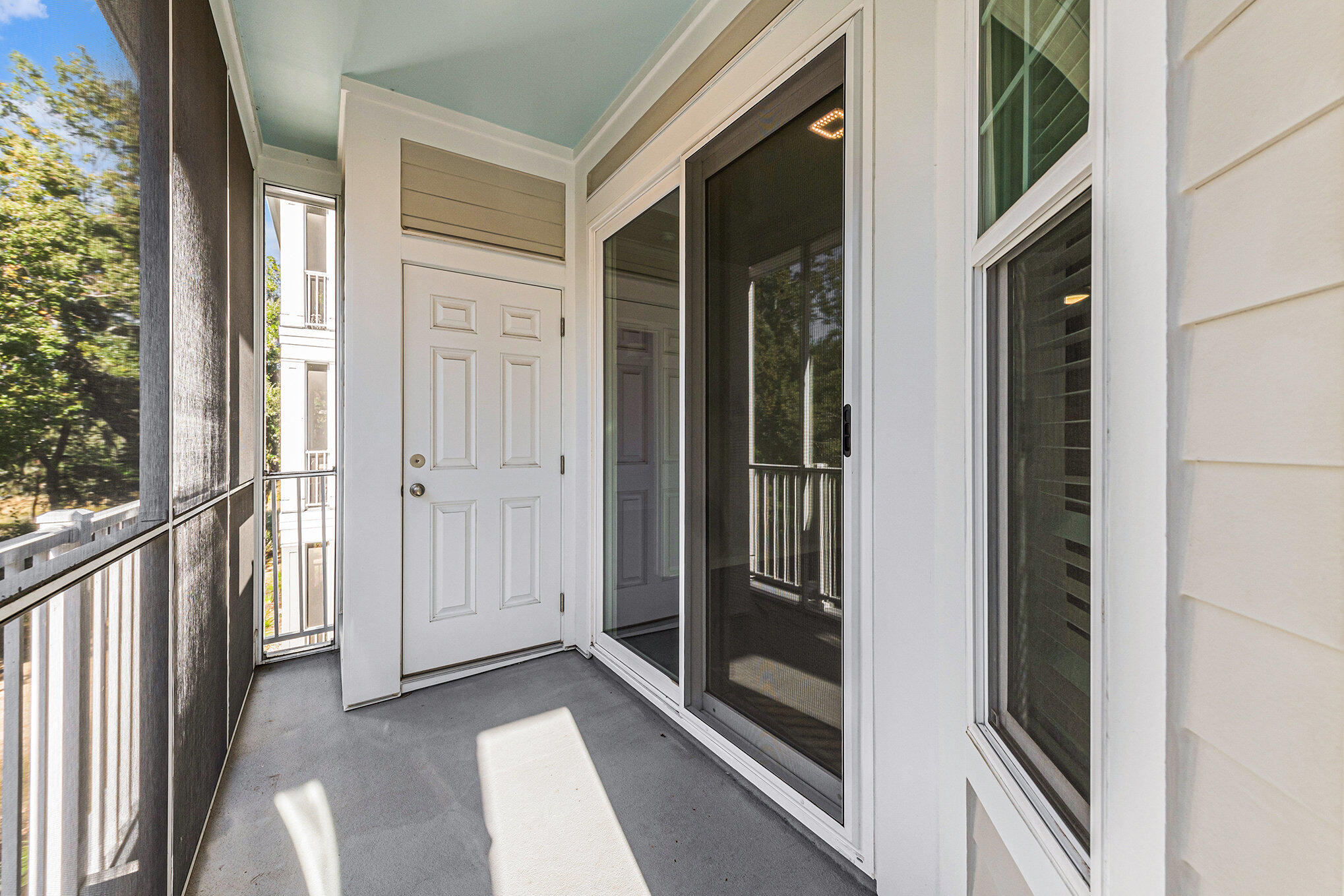 130 River Landing Drive # 8210