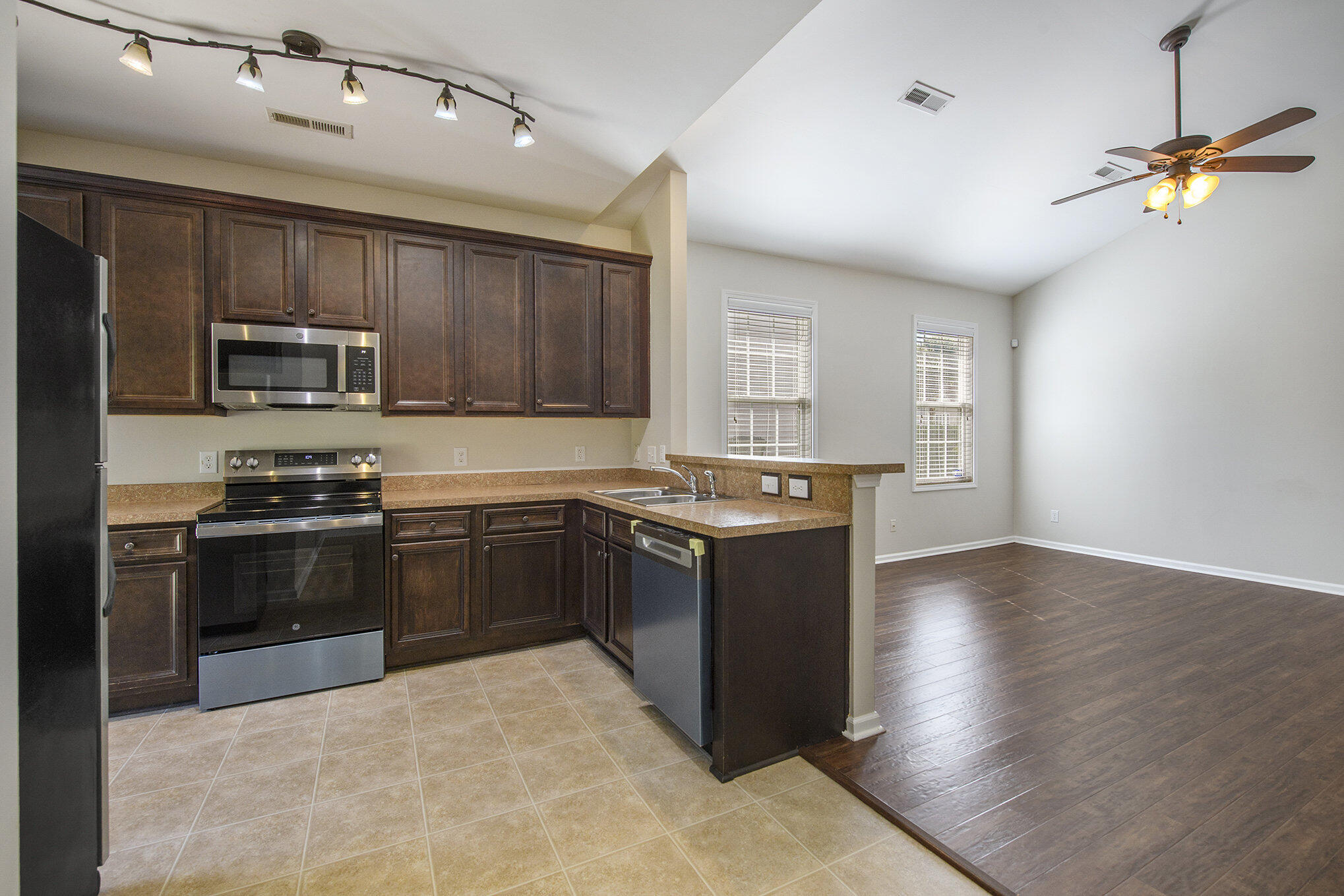 225 Mazyck Greens Court