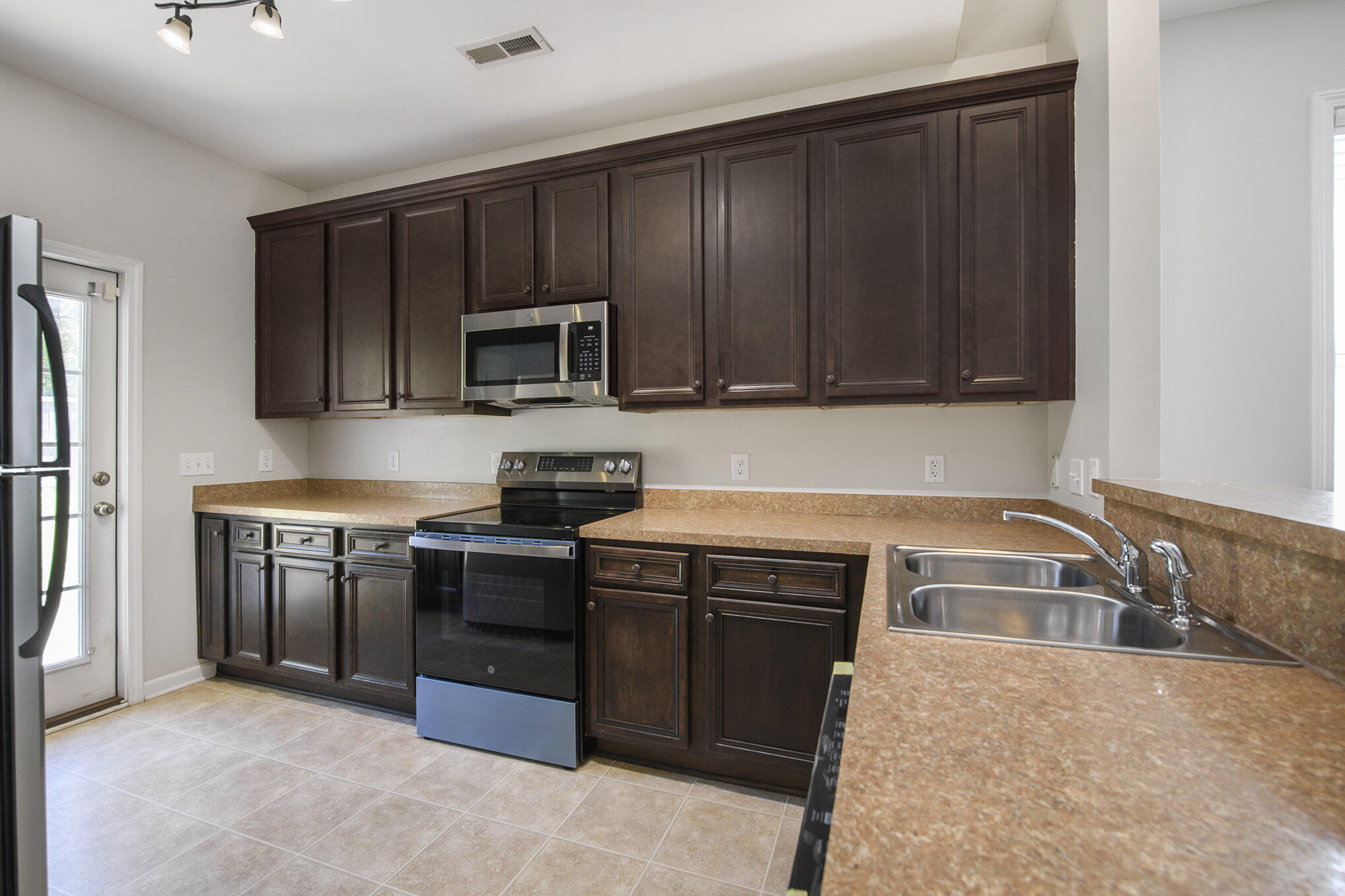 225 Mazyck Greens Court