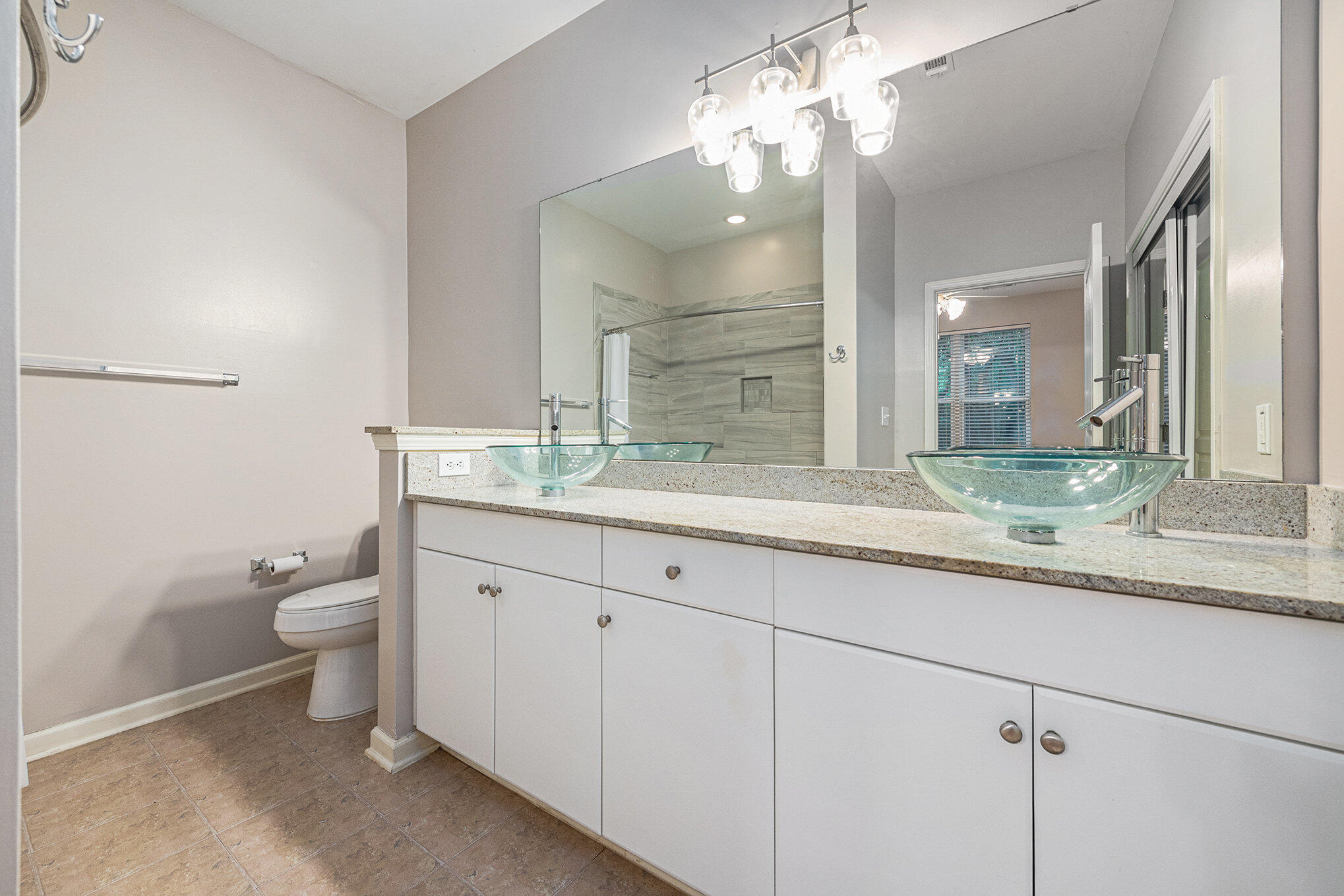 300 Bucksley Lane # 102