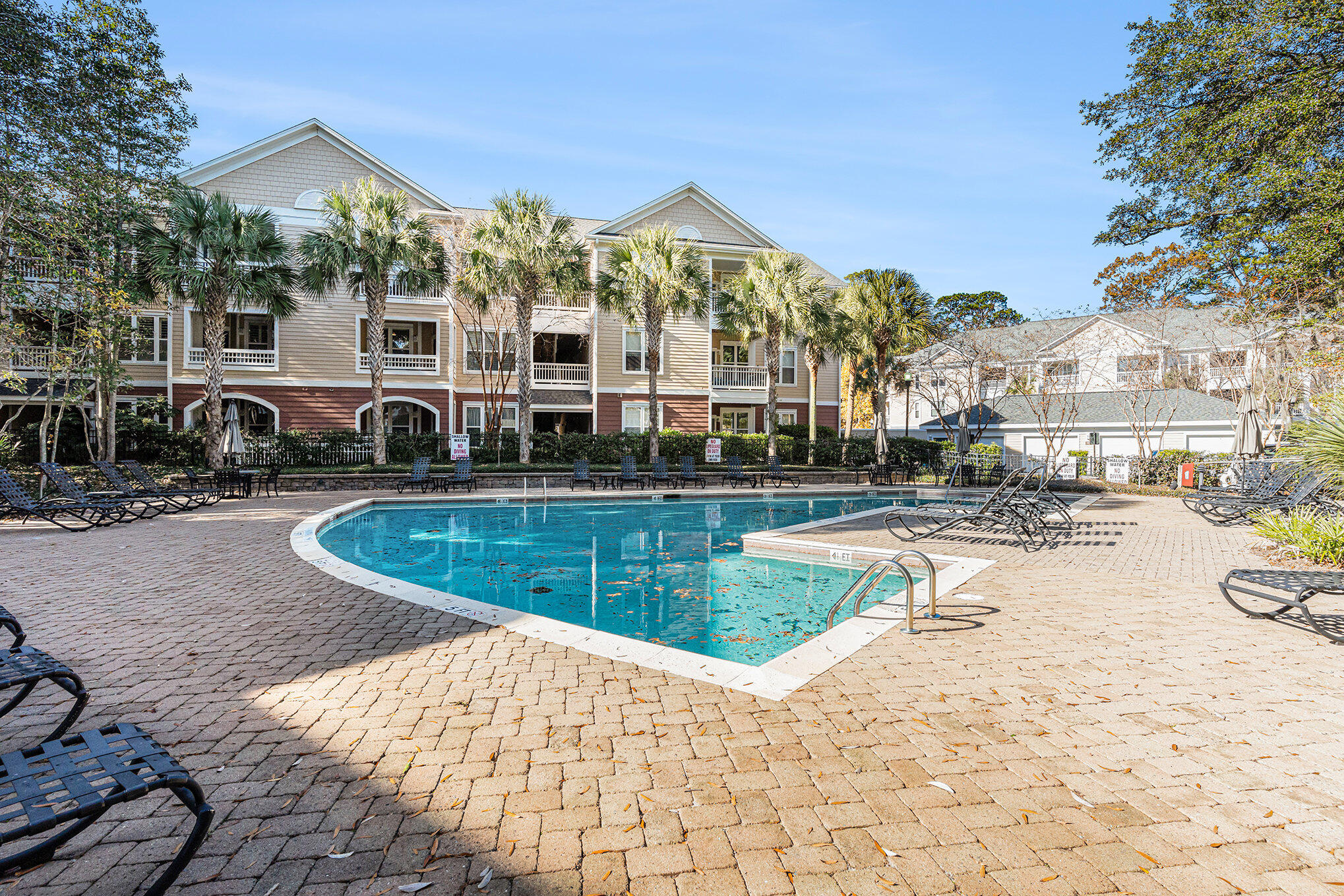 300 Bucksley Lane # 102